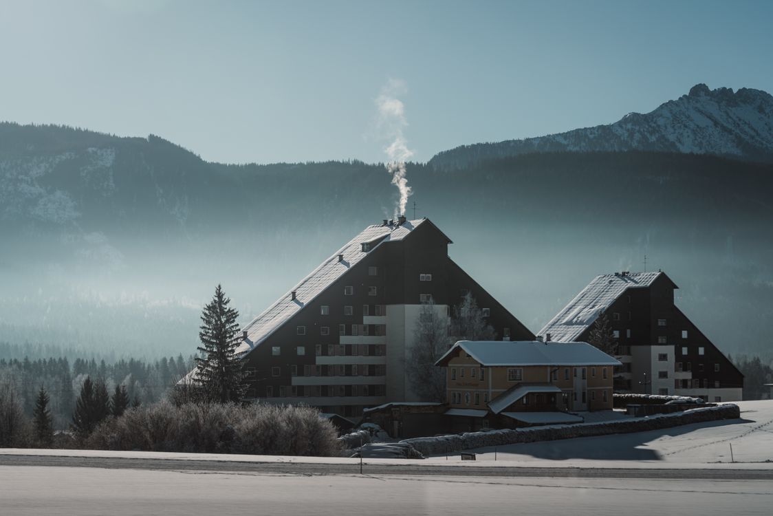 Scenic Winter Morning in Schladming, Austria · Free Stock Photo