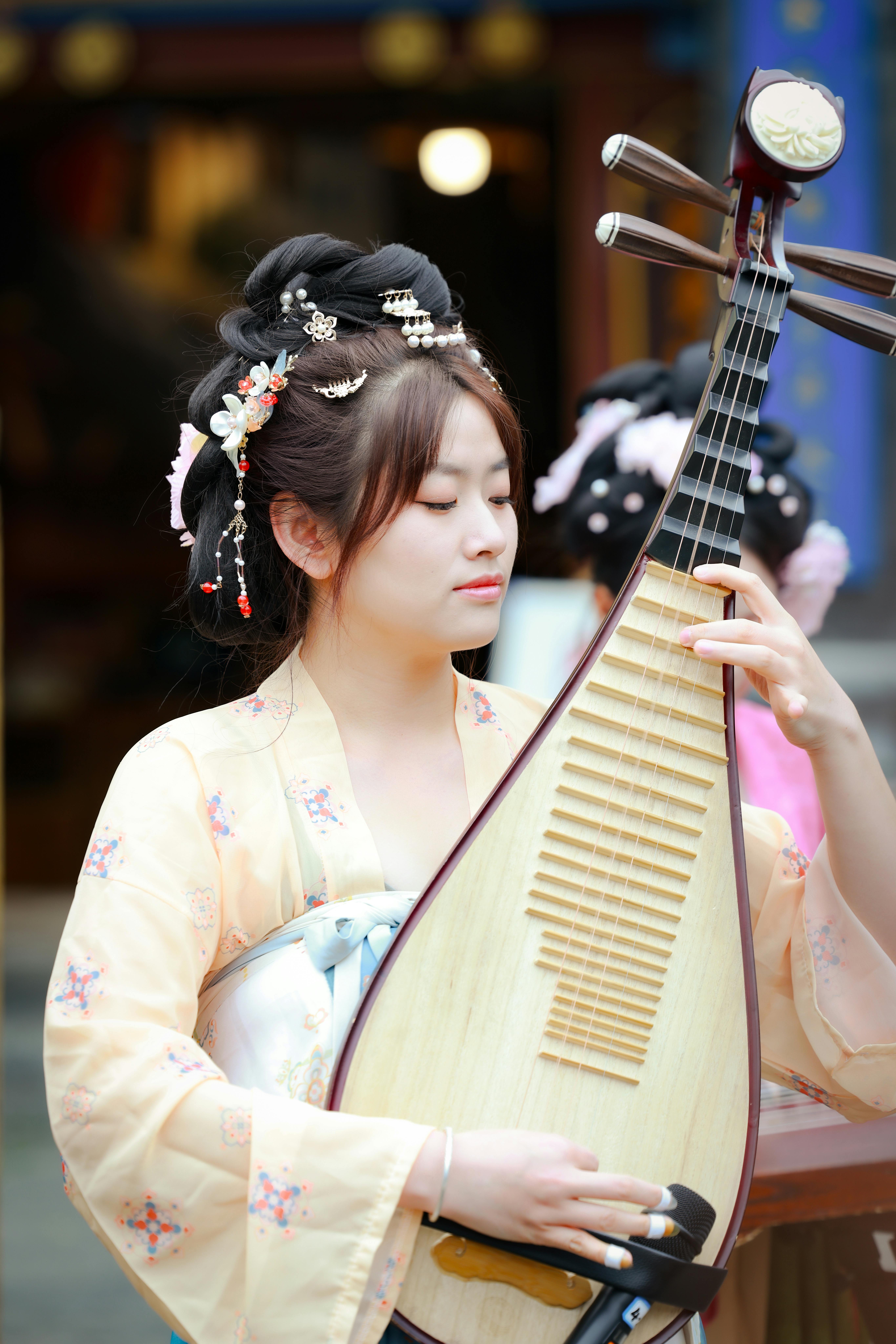 EXPLAINED MUSIC visual data 4