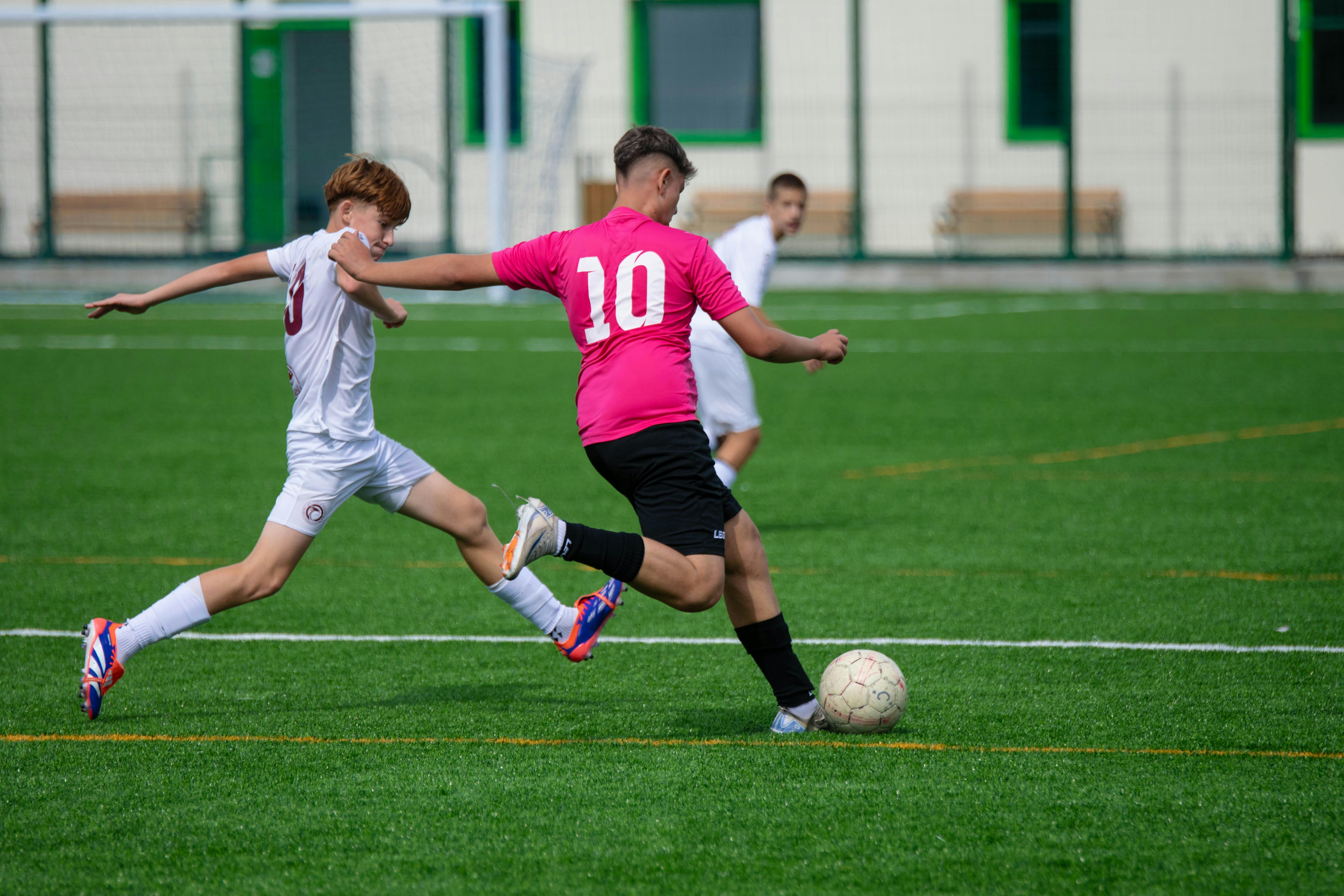 Monday Insider: Can youth sports be 'fixed?' It is a changing (and expensive) world — Photo by Angelo  Festi on Pexels