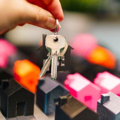 One in three homes in Greece is empty, yet finding housing remains a challenge
