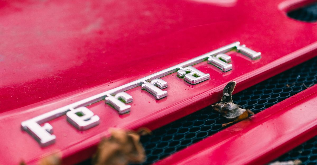 Профессиональные студийные фотографии автомобилей
