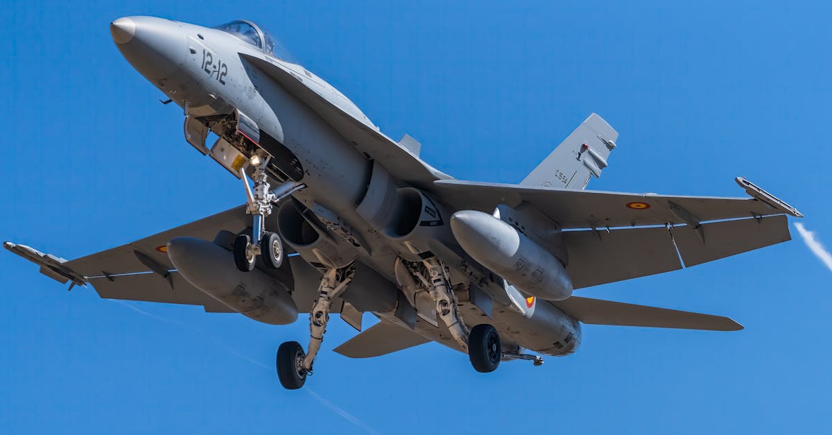 科技股帶動華爾街再創歷史新高,特斯拉跌5%成最大拖累