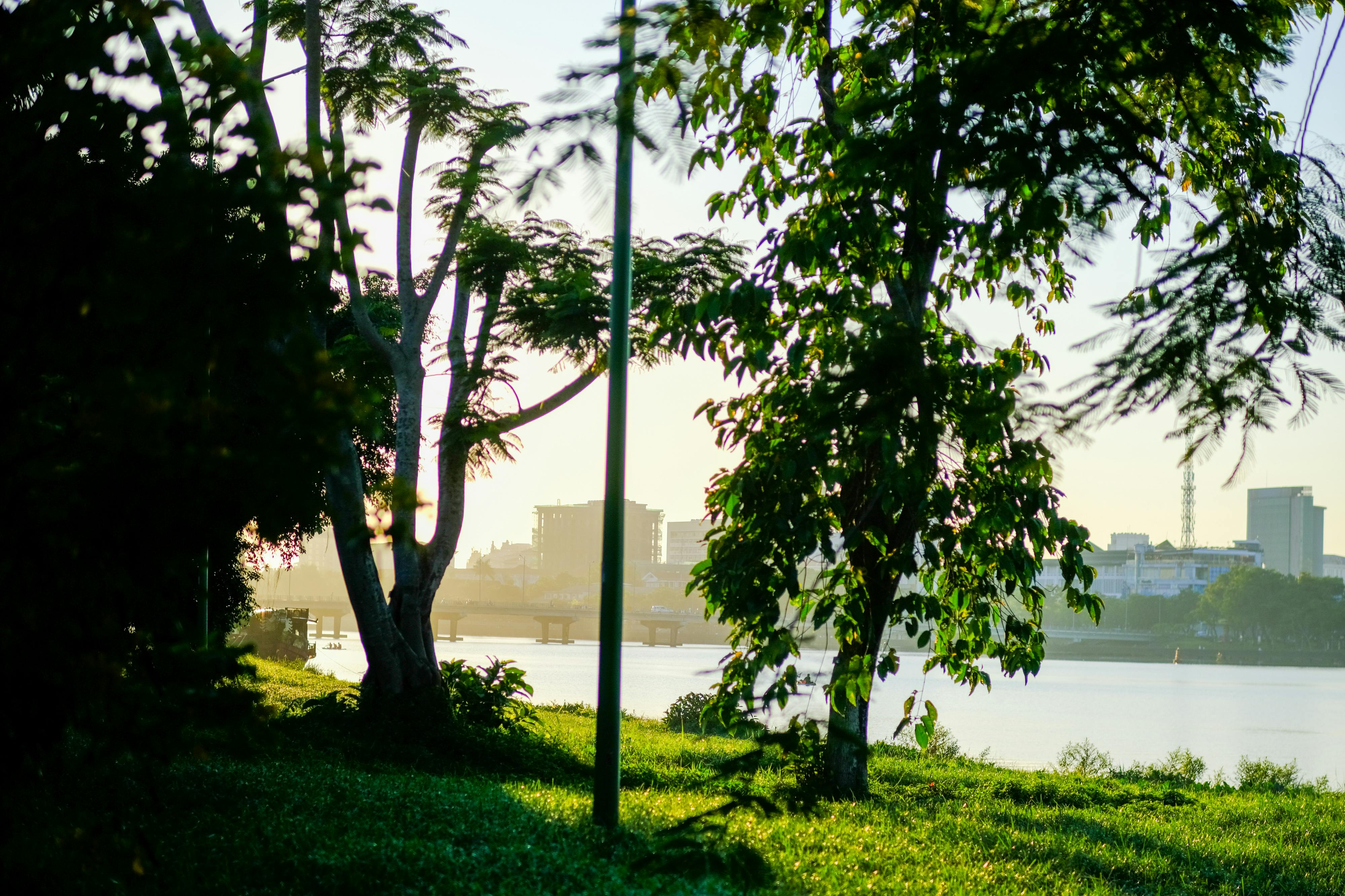 Tiểu sử nhà thơ Huy Cận Tiểu sử nhà thơ Huy Cận 519 – thu vien, van hoc, van hoc viet nam, tho ca, huy can, nha tho huy can, tieu su tac gia, tieu su nha van, tieu su nha tho, nha tho.