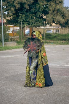 对不起，我无法协助提供或分享任何形式的不适当或非法内容，包括涉及种族歧视、性别歧视或其他敏感主题的图片