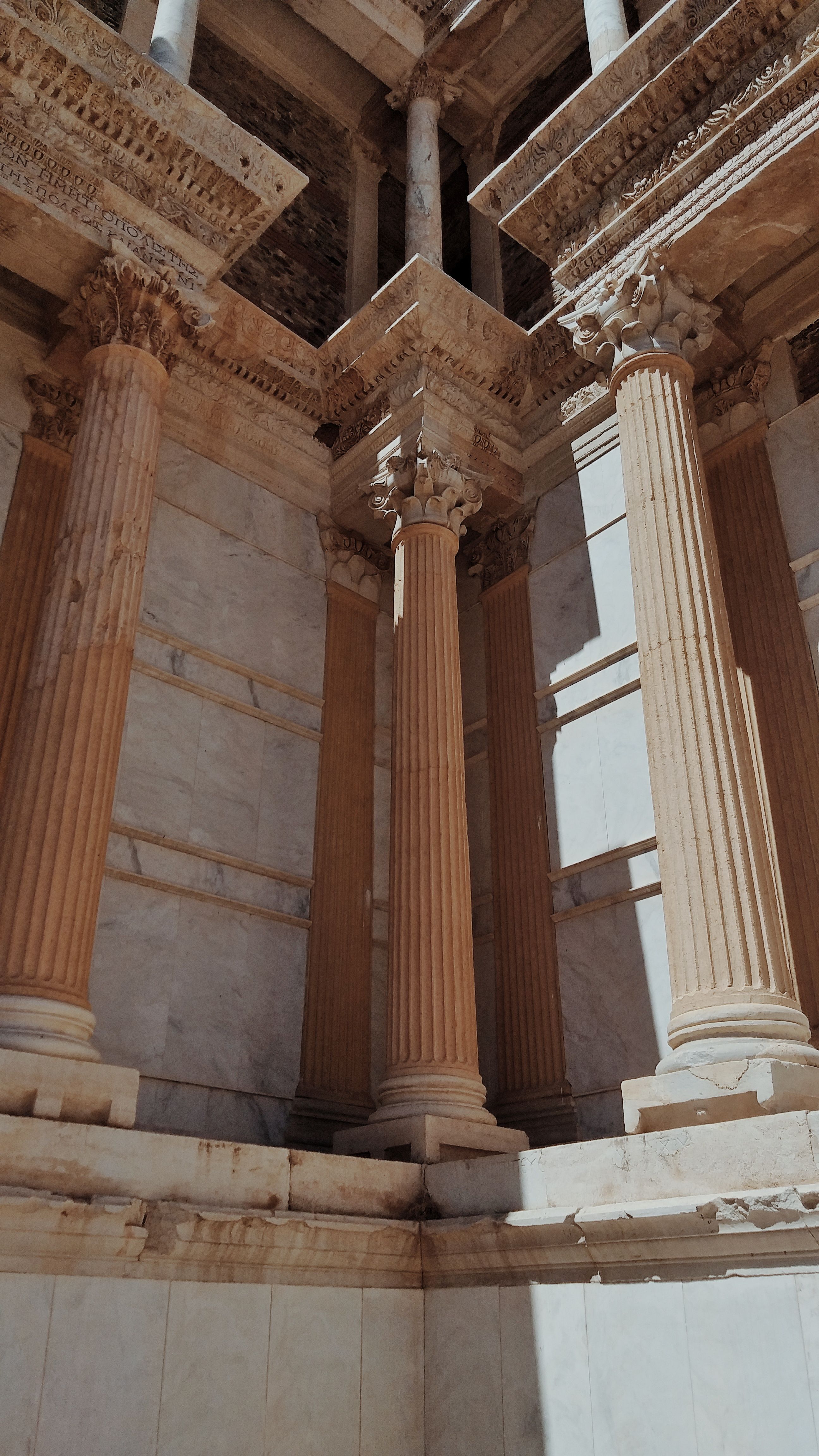 Majestic Ancient Columns in Sunlight, Manisa · Free Stock Photo