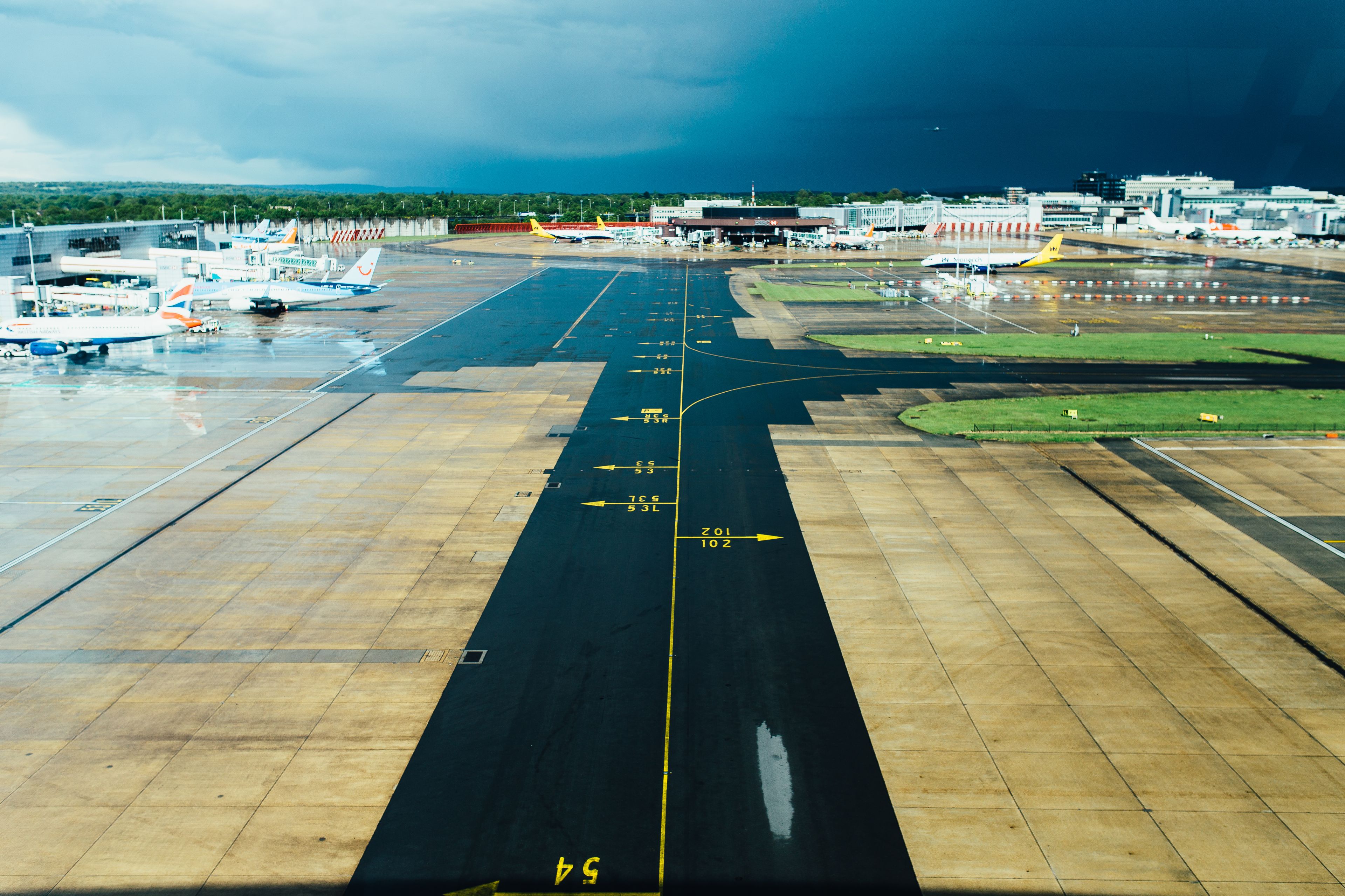 Koblenz-Winningen Airfield (EDRK), Koblenz — private jet cleaning