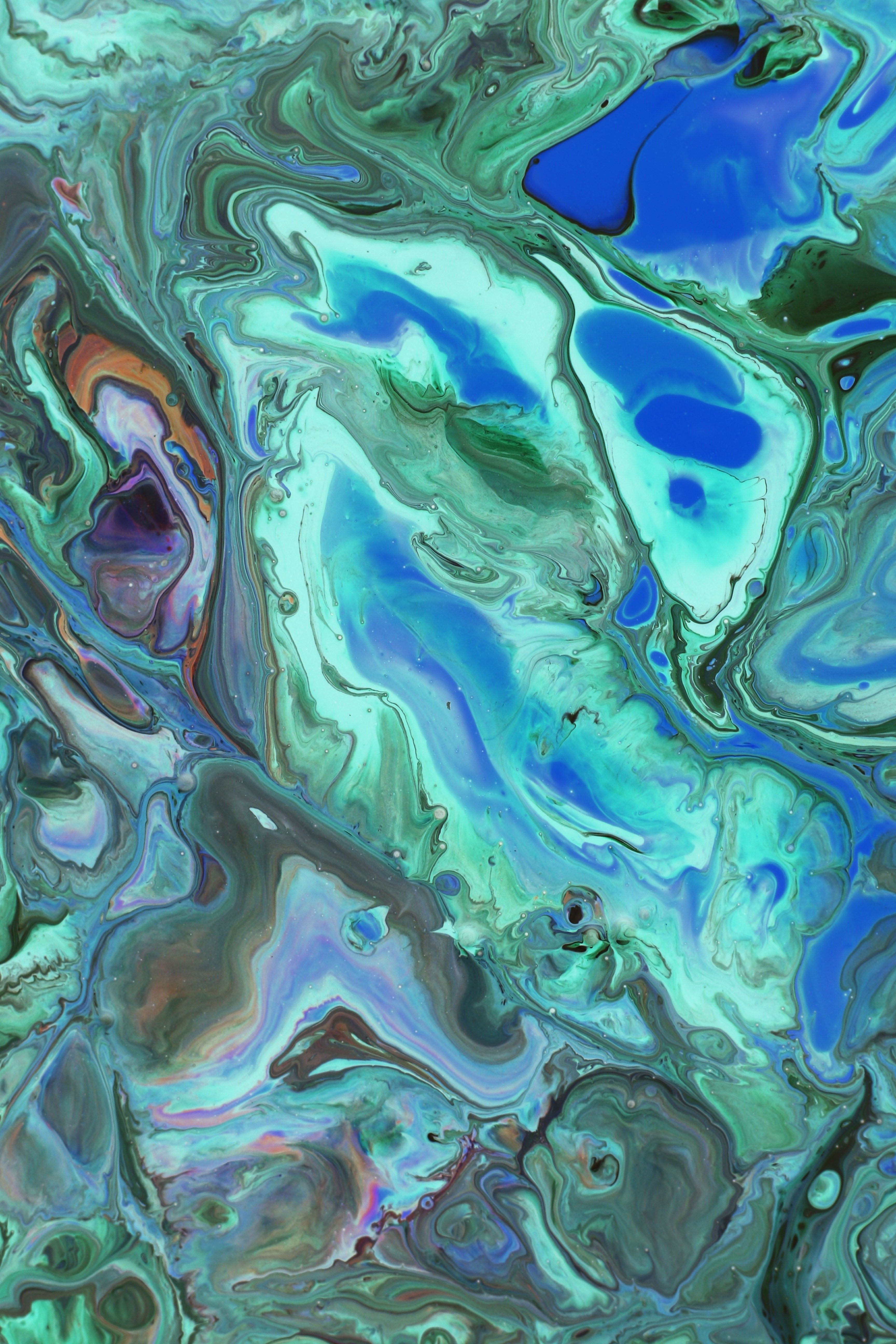 Vibrant Abstract Fluid Art with Blue Tones · Free Stock Photo