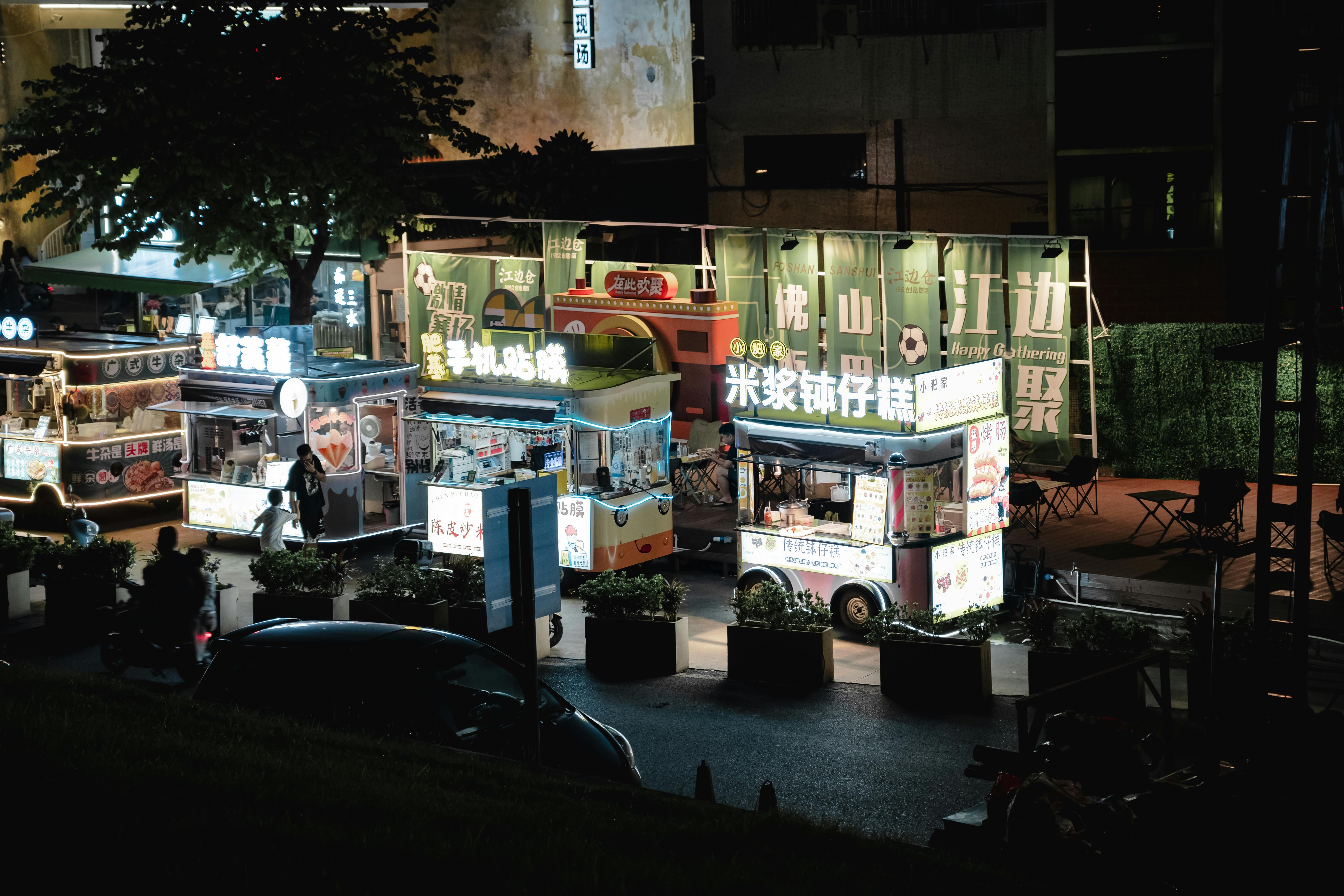 Chico’s Thursday Night Market Just Added an Outdoor Adventure Expo — Photo by dongfang xiaowu on Pexels