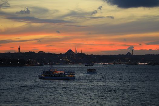 Bosphorus sunset private boat — Istanbul