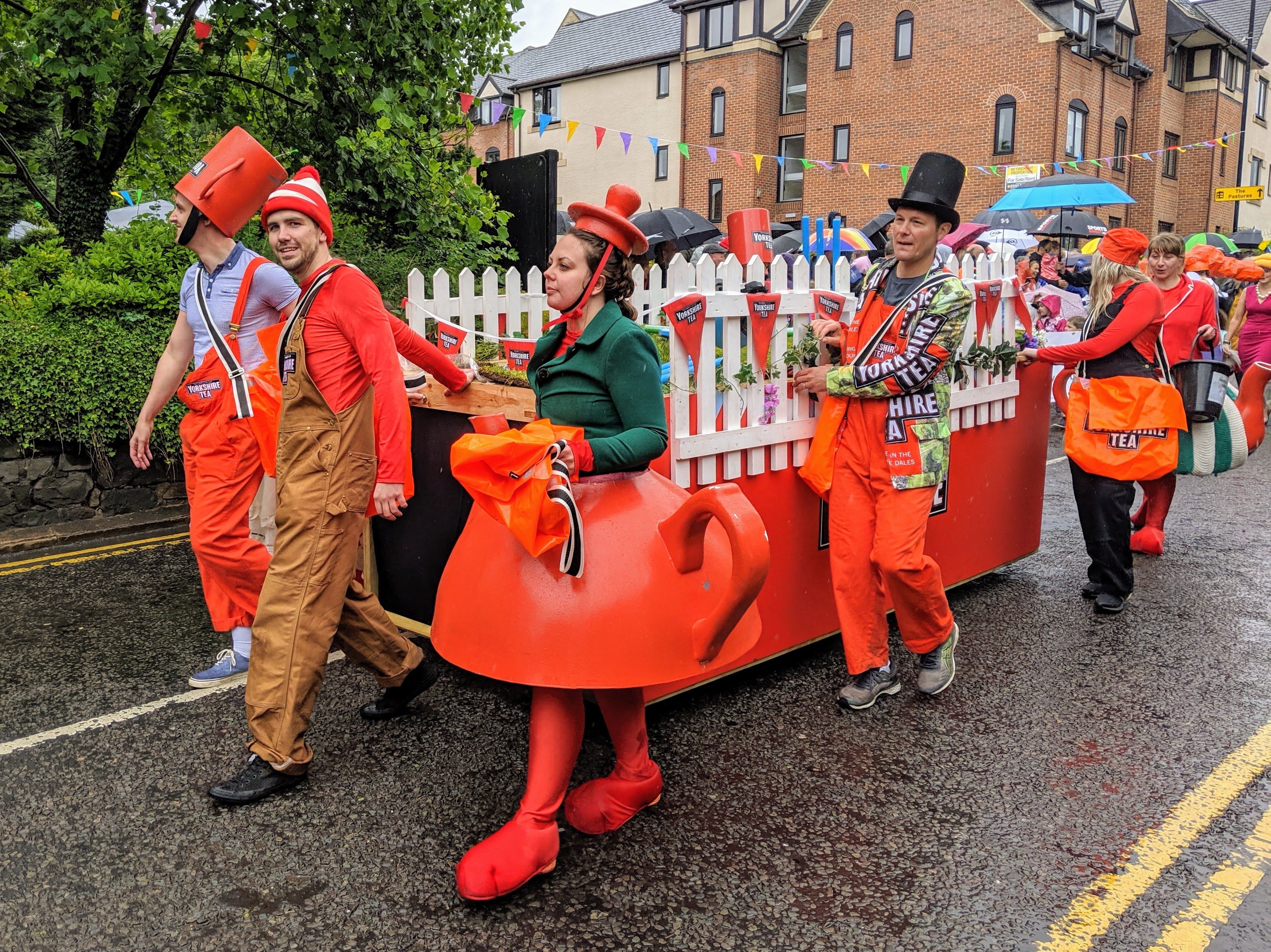 Colorful Bed Race Parade in Knaresborough · Free Stock Photo