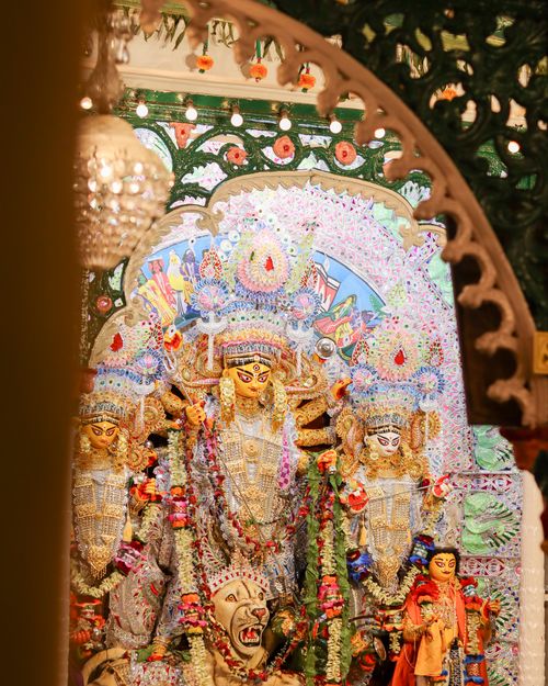 Free Intricate Durga Puja decorations showcase vibrant cultural heritage and religious artistry. Stock Photo