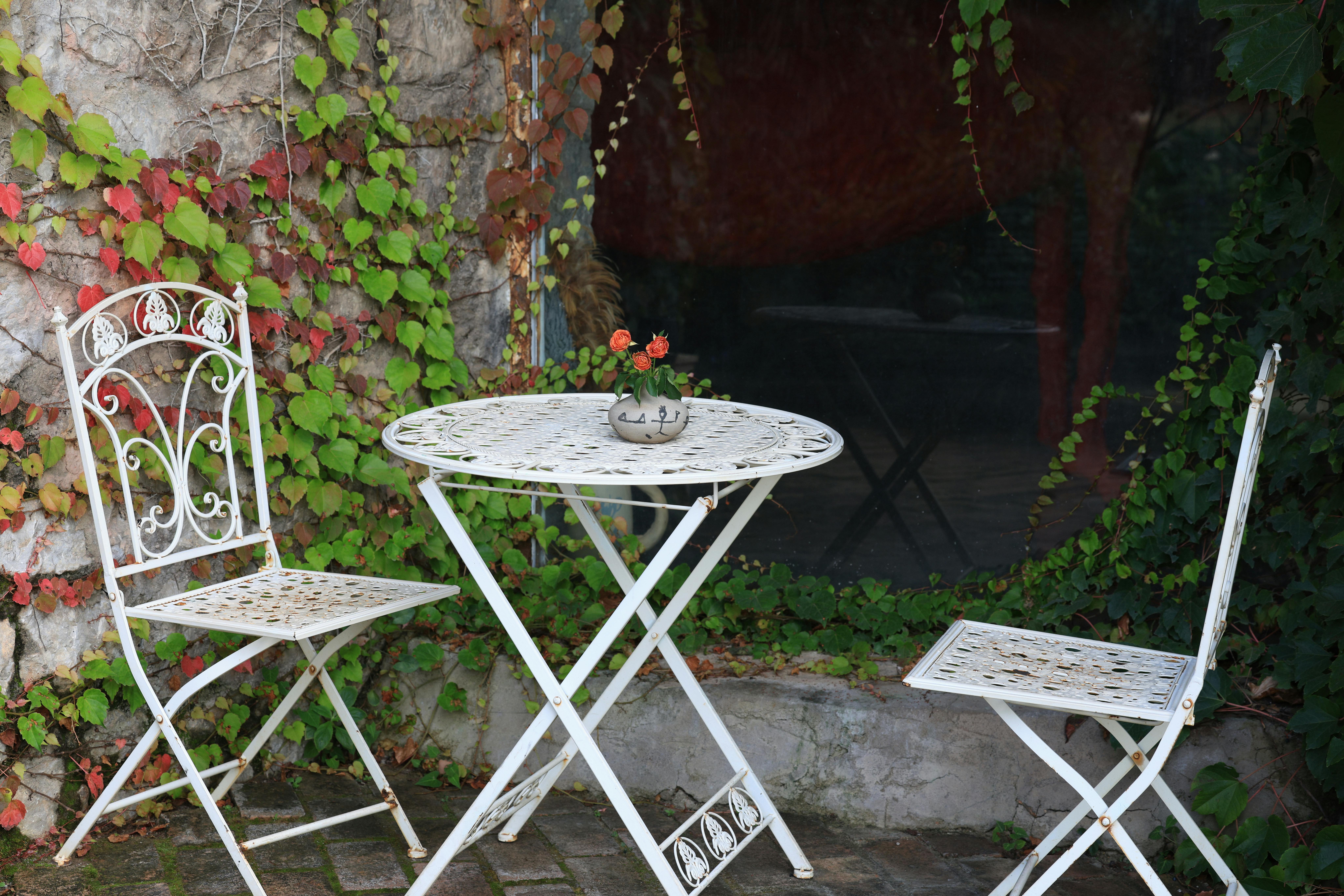 How I set up the perfect guest network for my smart home devices — Photo by Andy Lee on Pexels