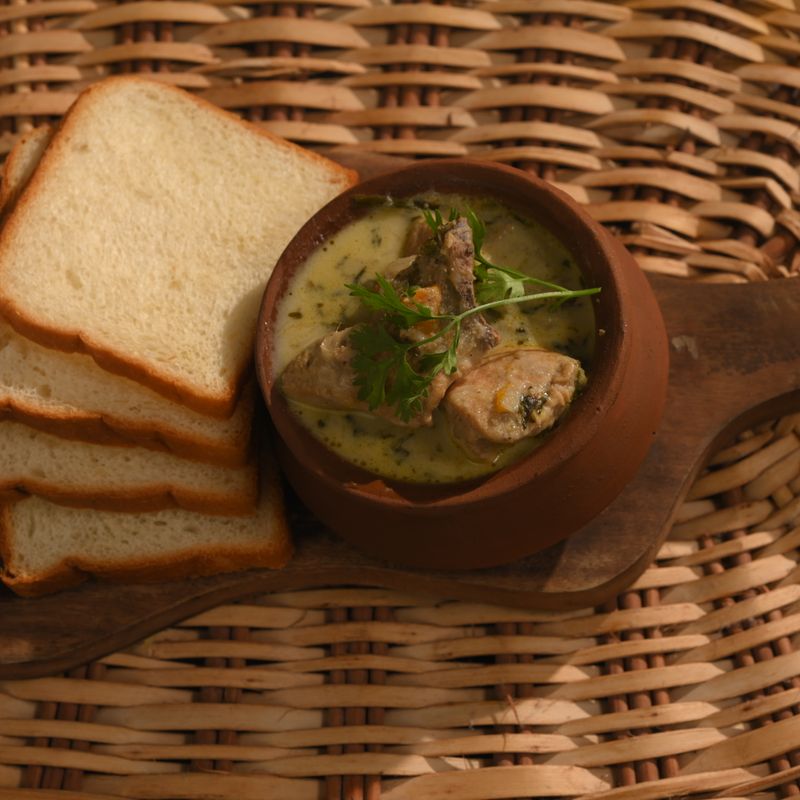 One-Pot Sourdough Indian Spiced Chicken and Coconut Milk Curry with Bread Scoops