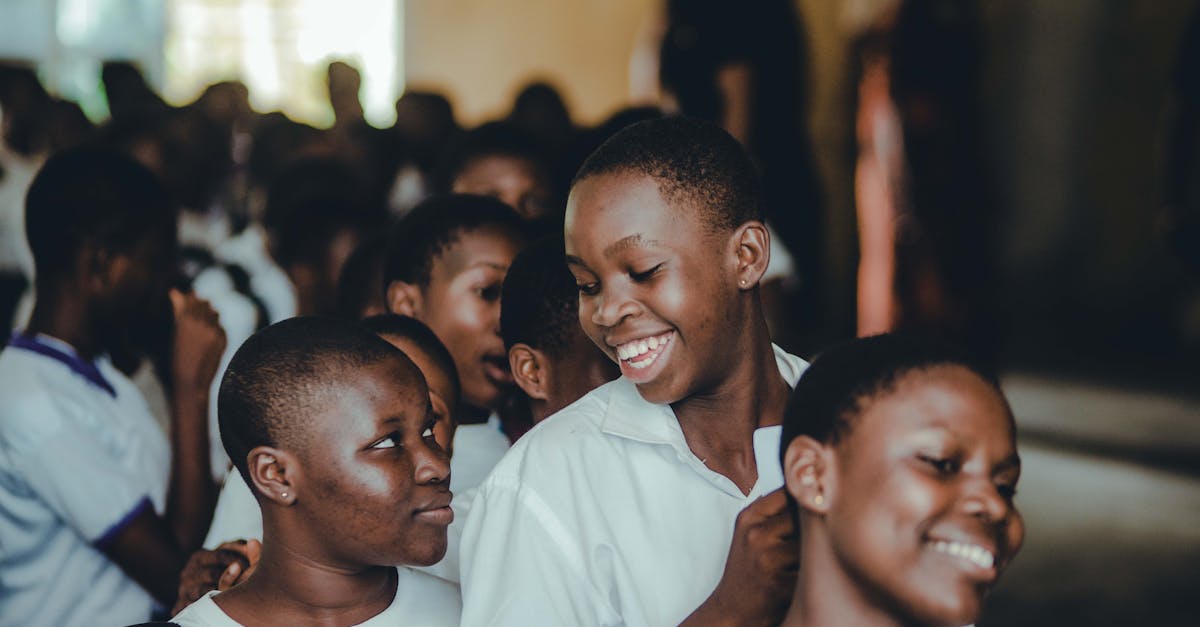 5分之1高中生與國際大赦國際有浪漫或人脈關係