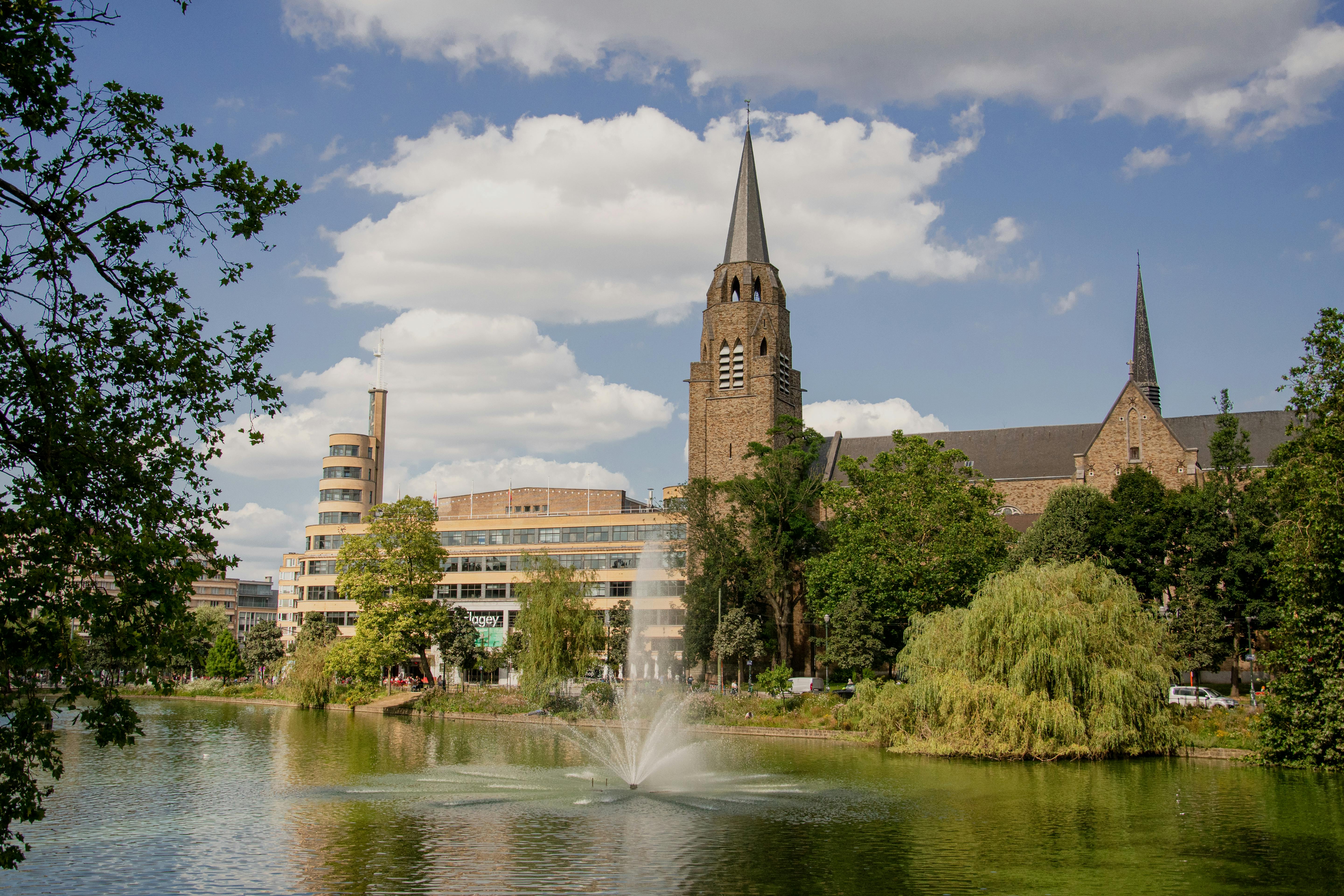 Brussels’ Ixelles District Pioneers 50 Urban Vertical Farms with €10M EU Grant, Boosting Local Organic Yields by 30% in 2026