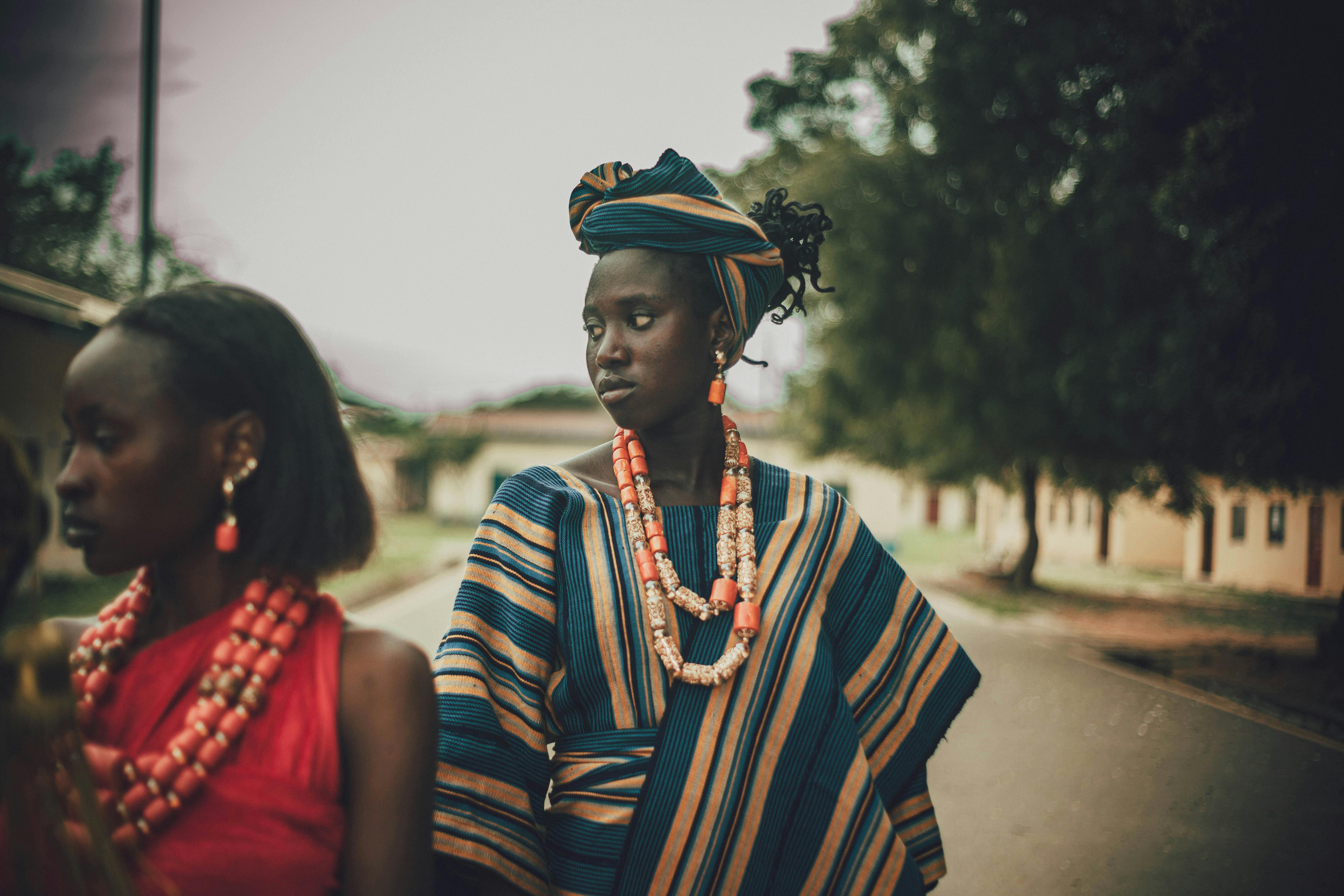 霍華德·羅賓遭性販運指控，引發生活方式風波