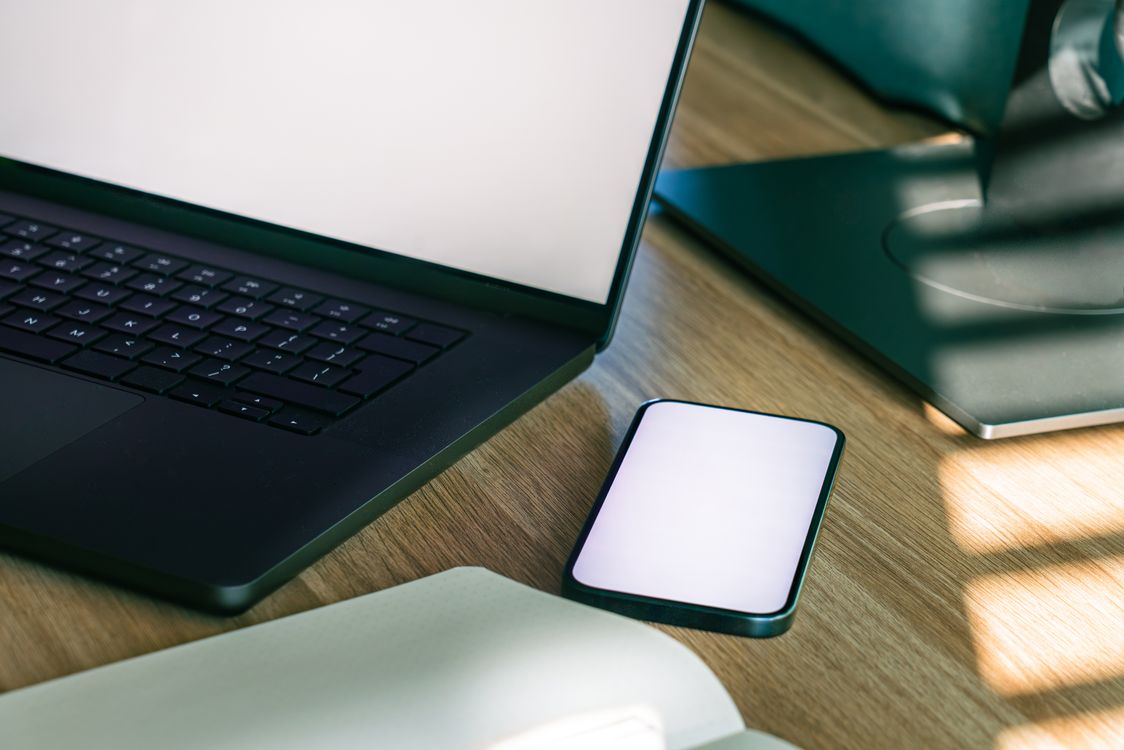 Multiple electronic devices are set up together
