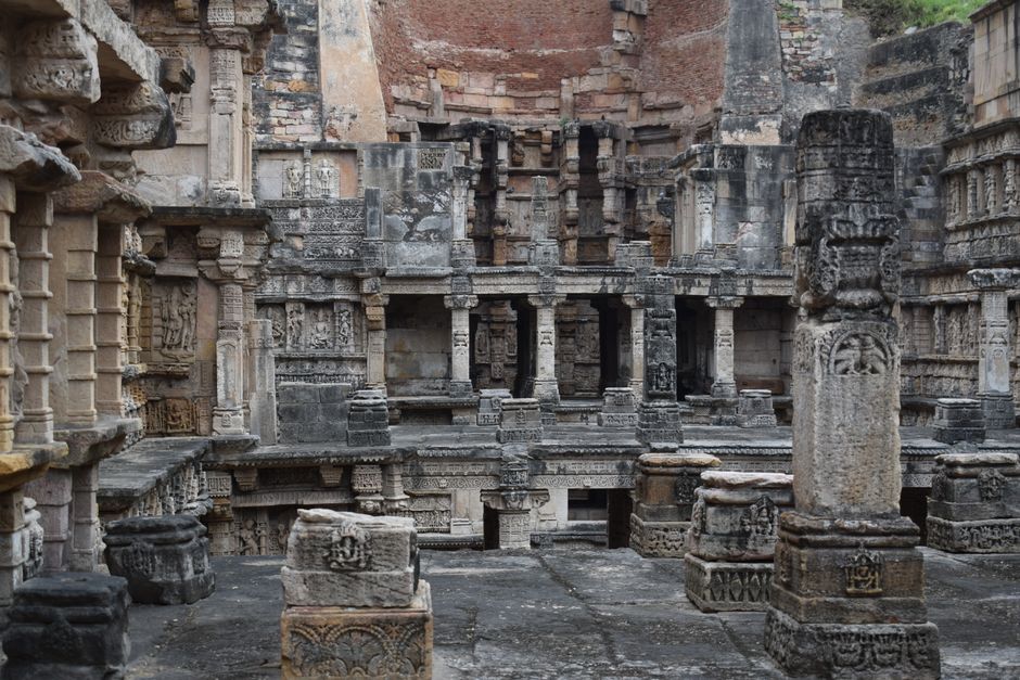 Unusual Vibrations Reported in Well Located in Gujarat's Morbi District