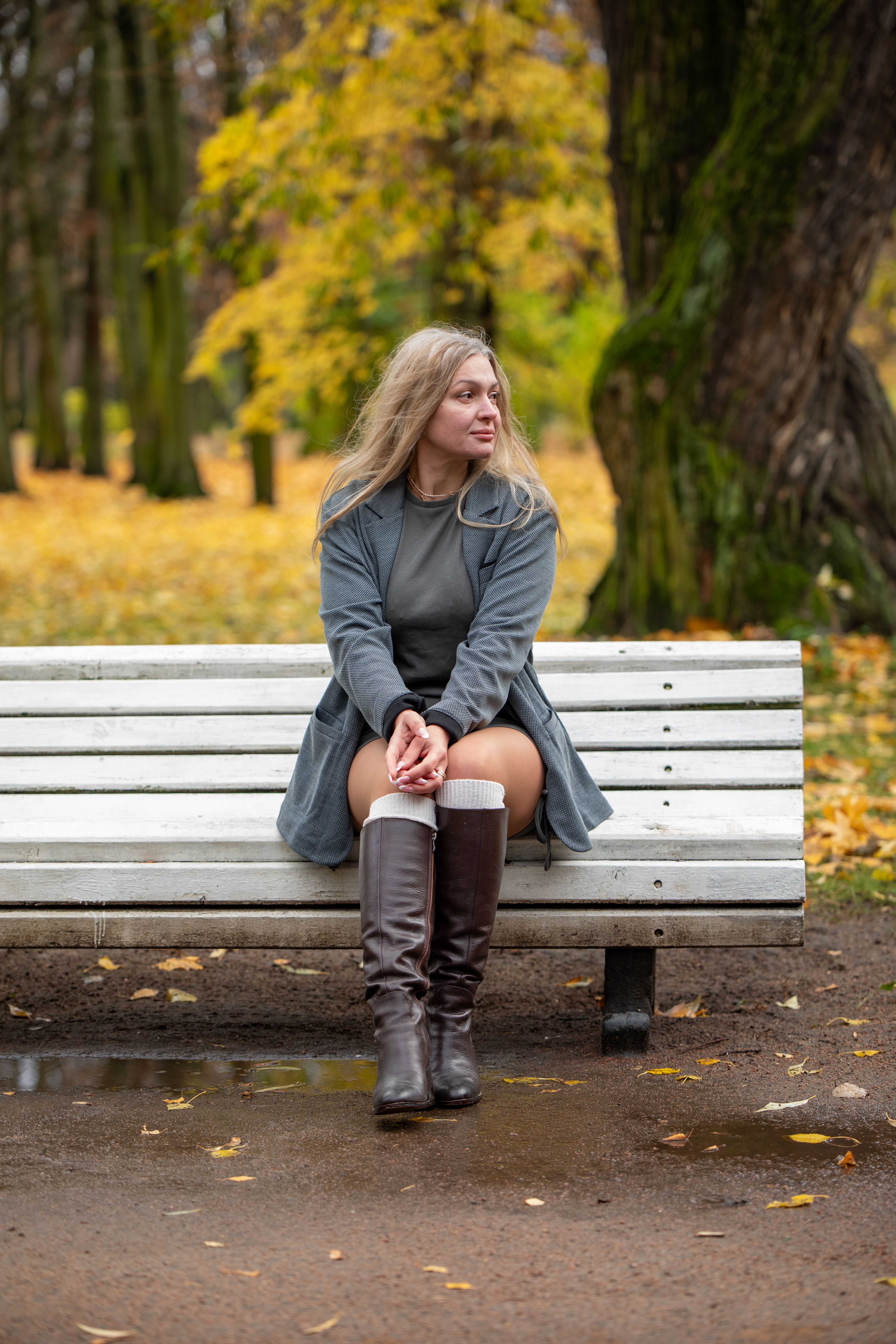 Woman Sitting on Bench in Autumn Park · Free Stock Photo