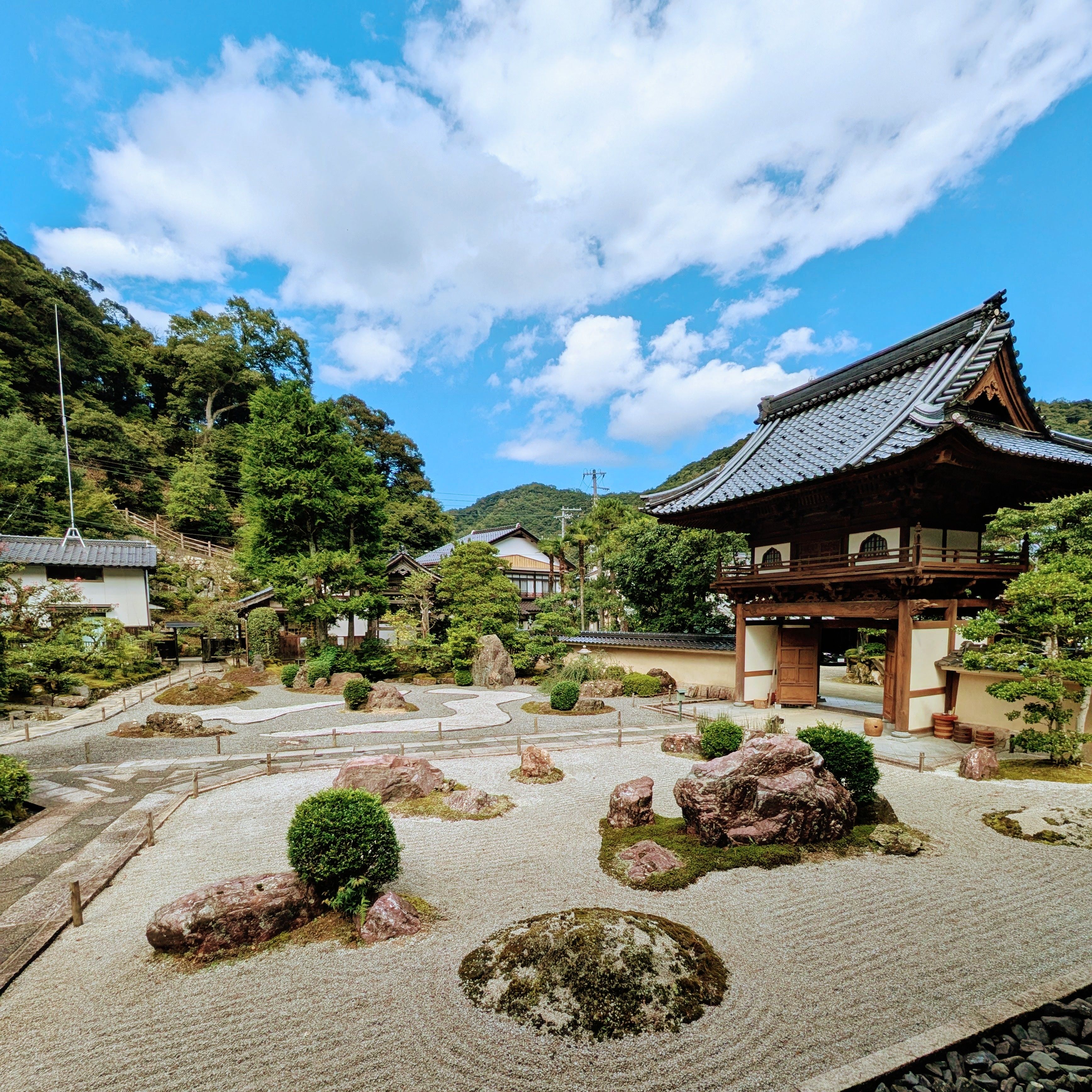 Tranquil Japanese Zen Garden in Toyooka, Hyogo · Free Stock Photo
