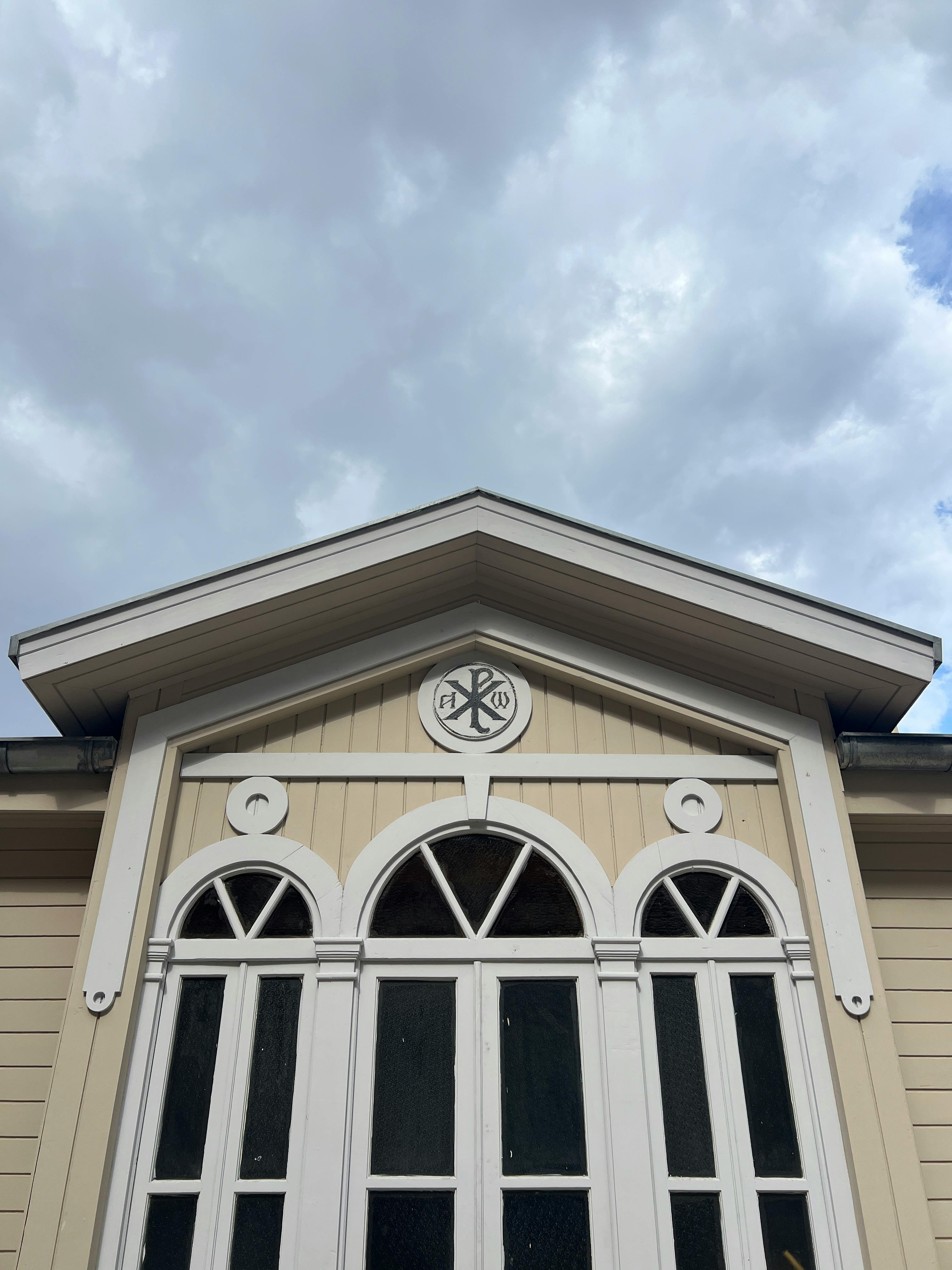 好的，我会根据您的要求进行文本的优化，使句子更加通顺