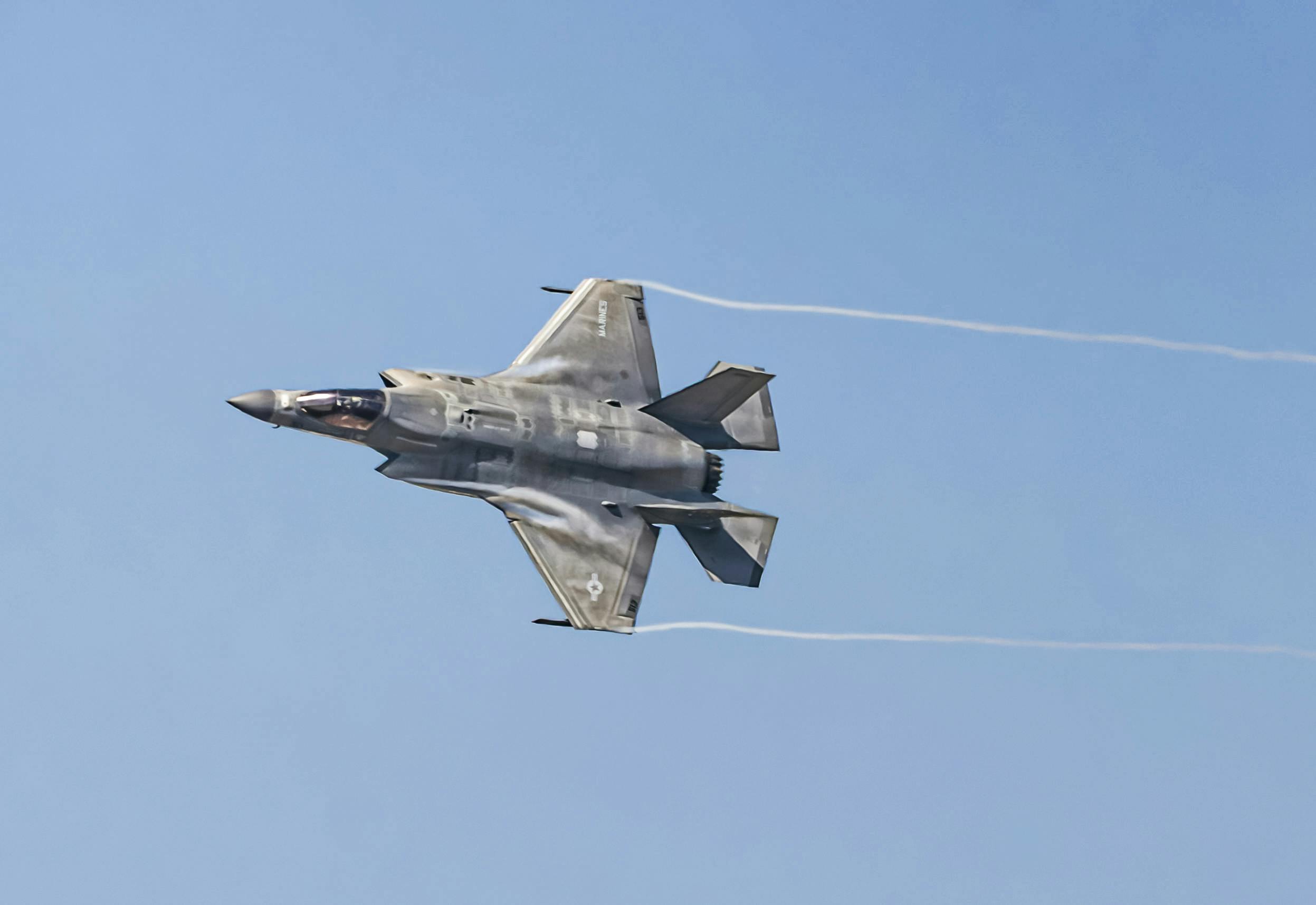 好的，我会根据您的要求进行句子的调整