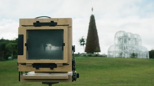 White Tv on Stand