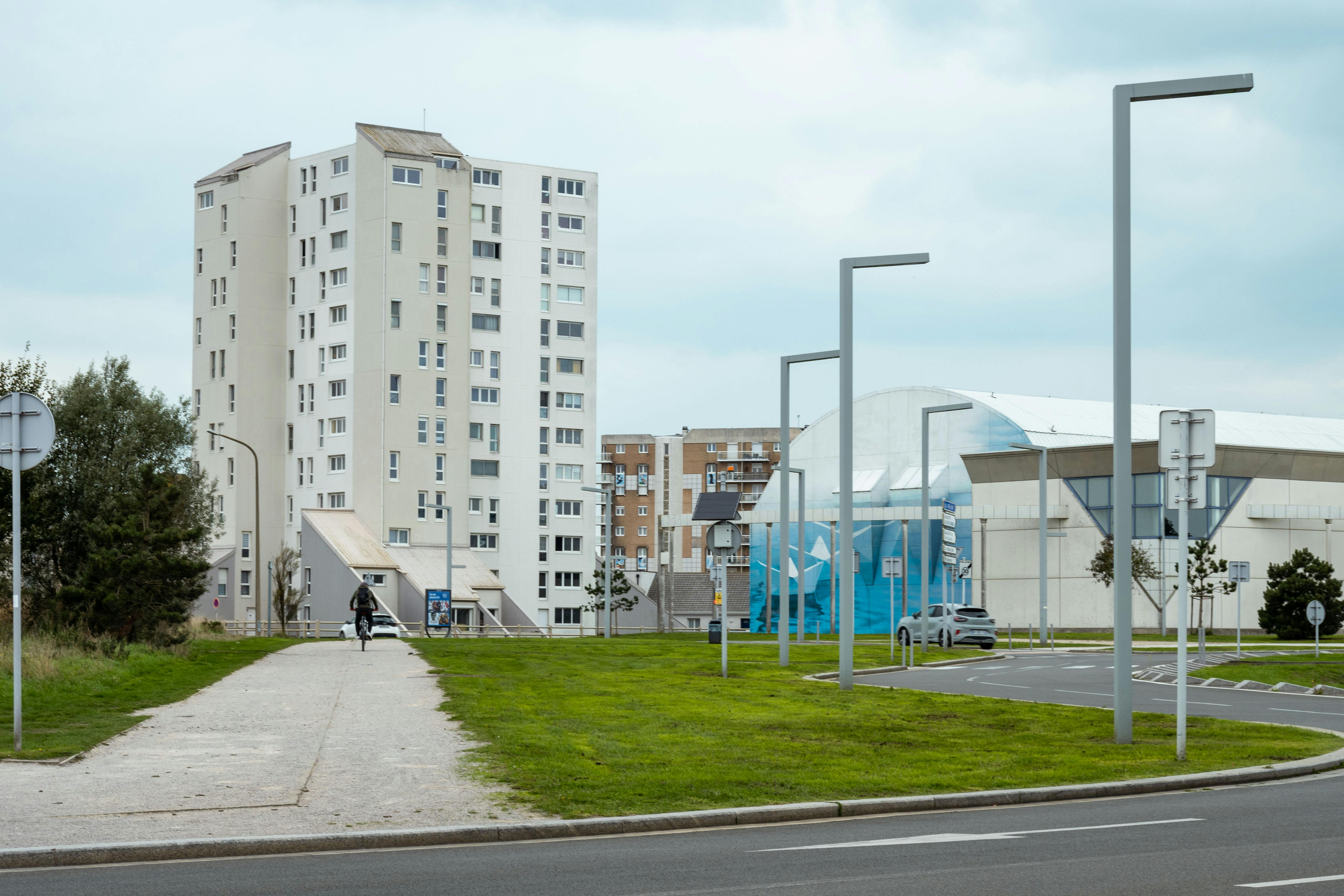 好的，我将会根据您的要求进行语句的优化