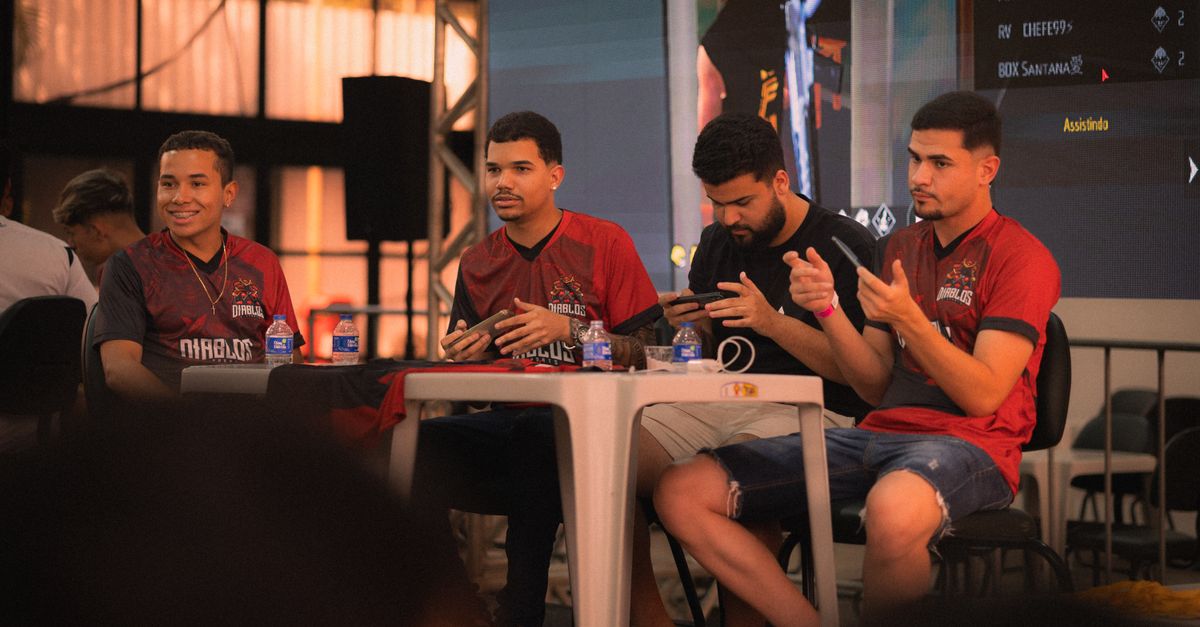 The Evolution of Fan Engagement in Sports Communication