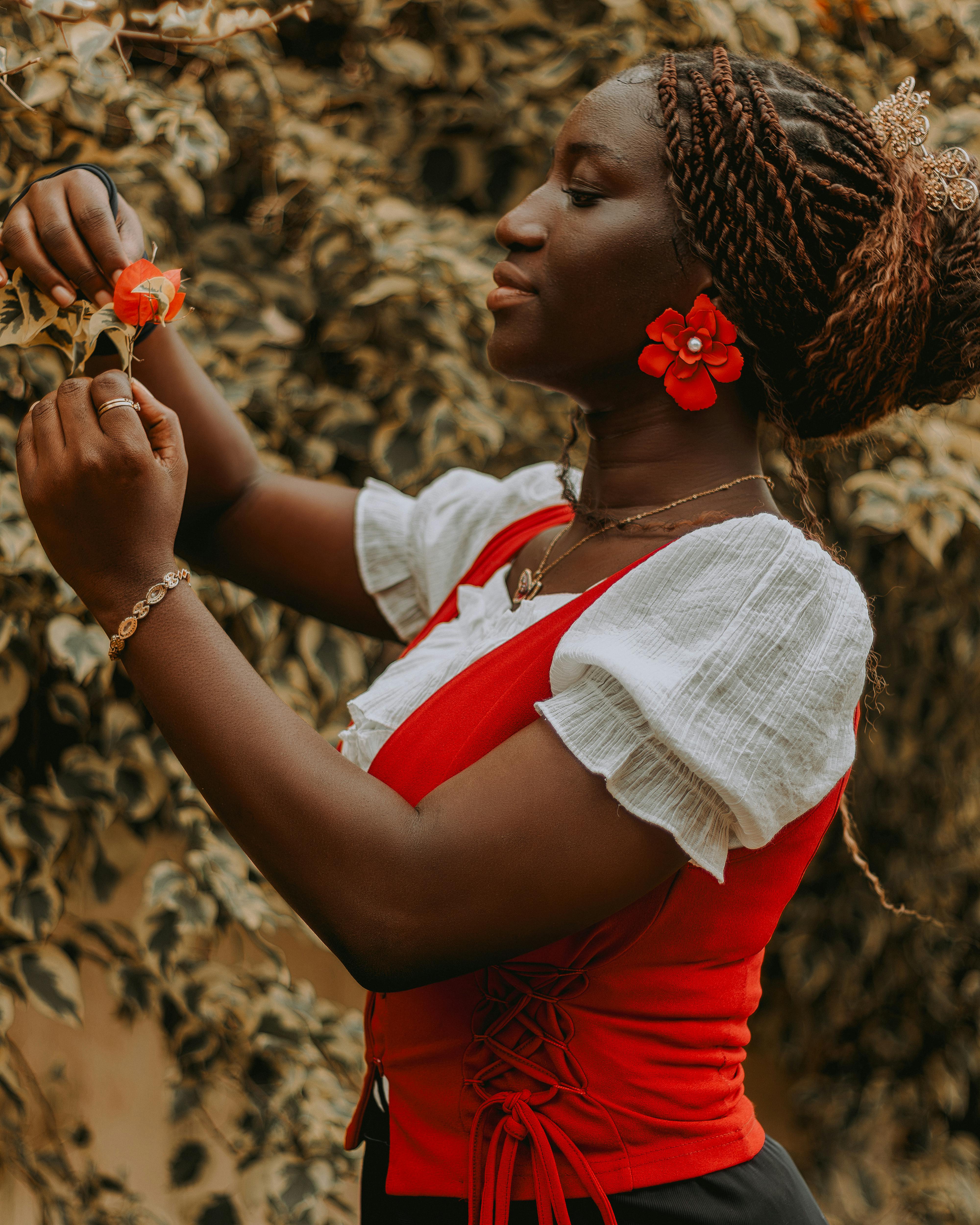 以下是优化后的句子：
