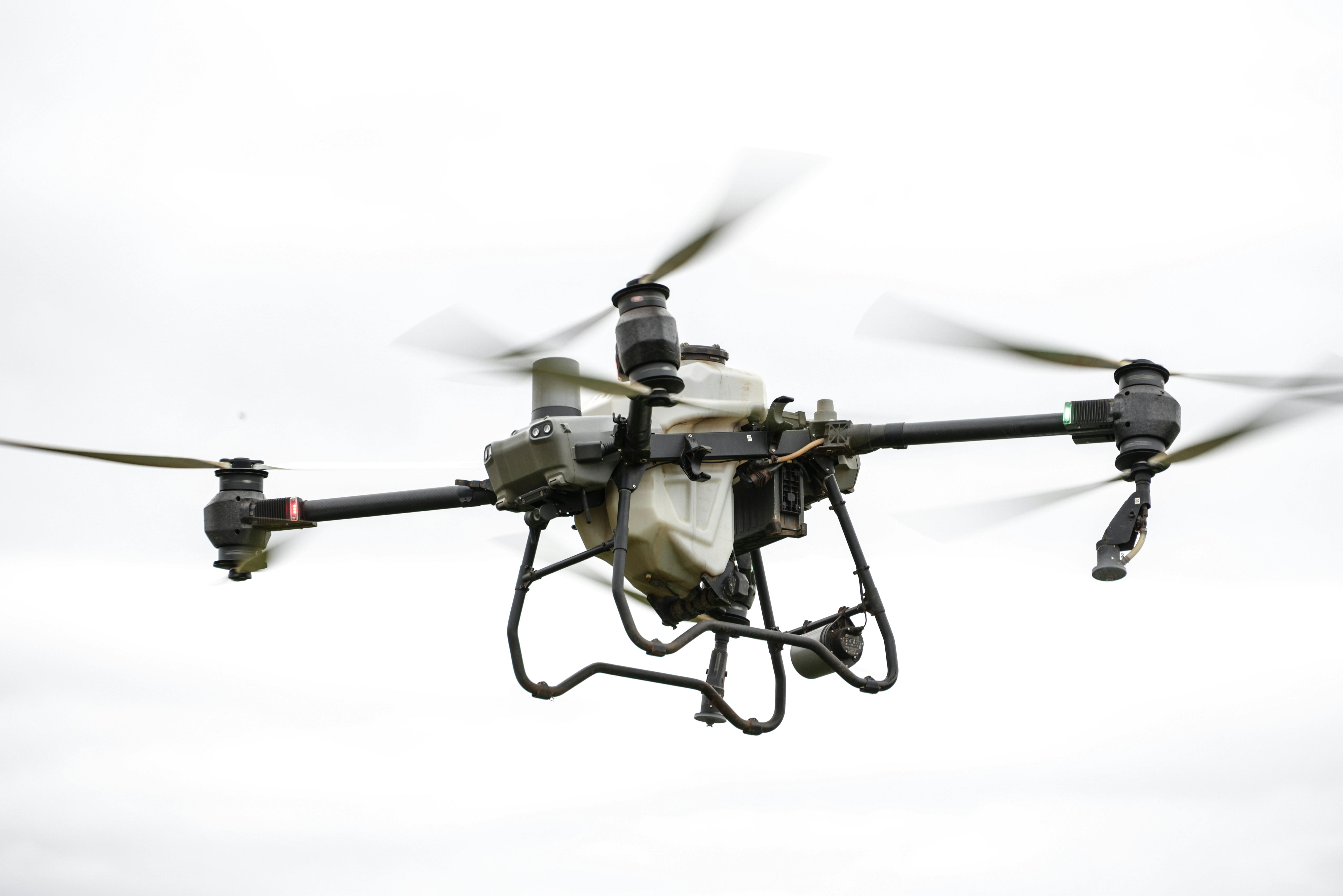 Cum să folosești dronele în monitorizarea culturilor agricole