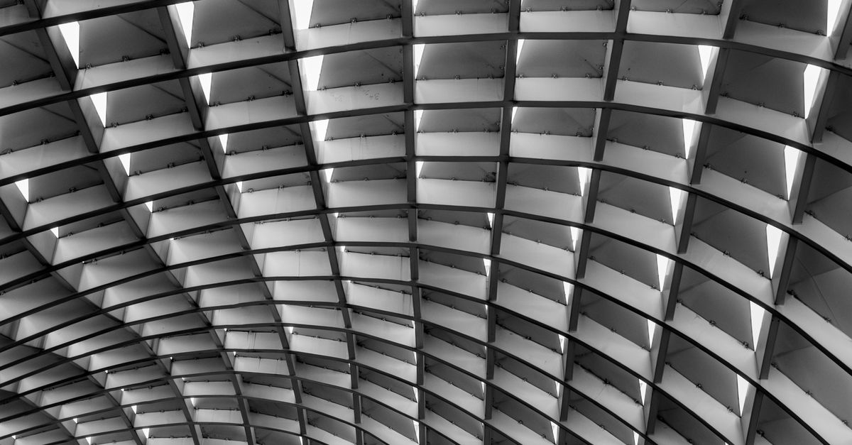 Abstract Celing Abstract Architectural Ceiling with Dynamic Patterns · Free Stock Photo