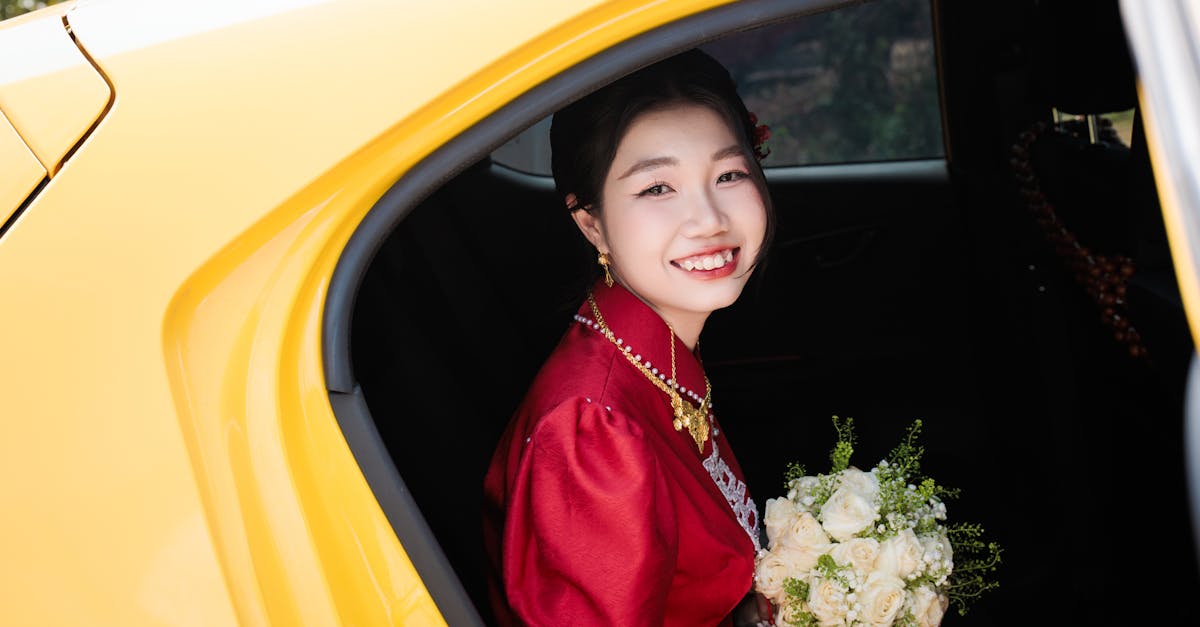 喬姬娜開設YouTube頻道「Georgina Gio」分享時尚與家庭生活,挑