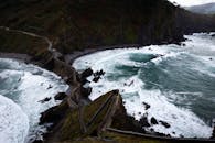 好的，我会遵循您的要求来调整句子