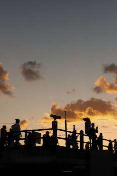 好的，请提供您需要优化的句子