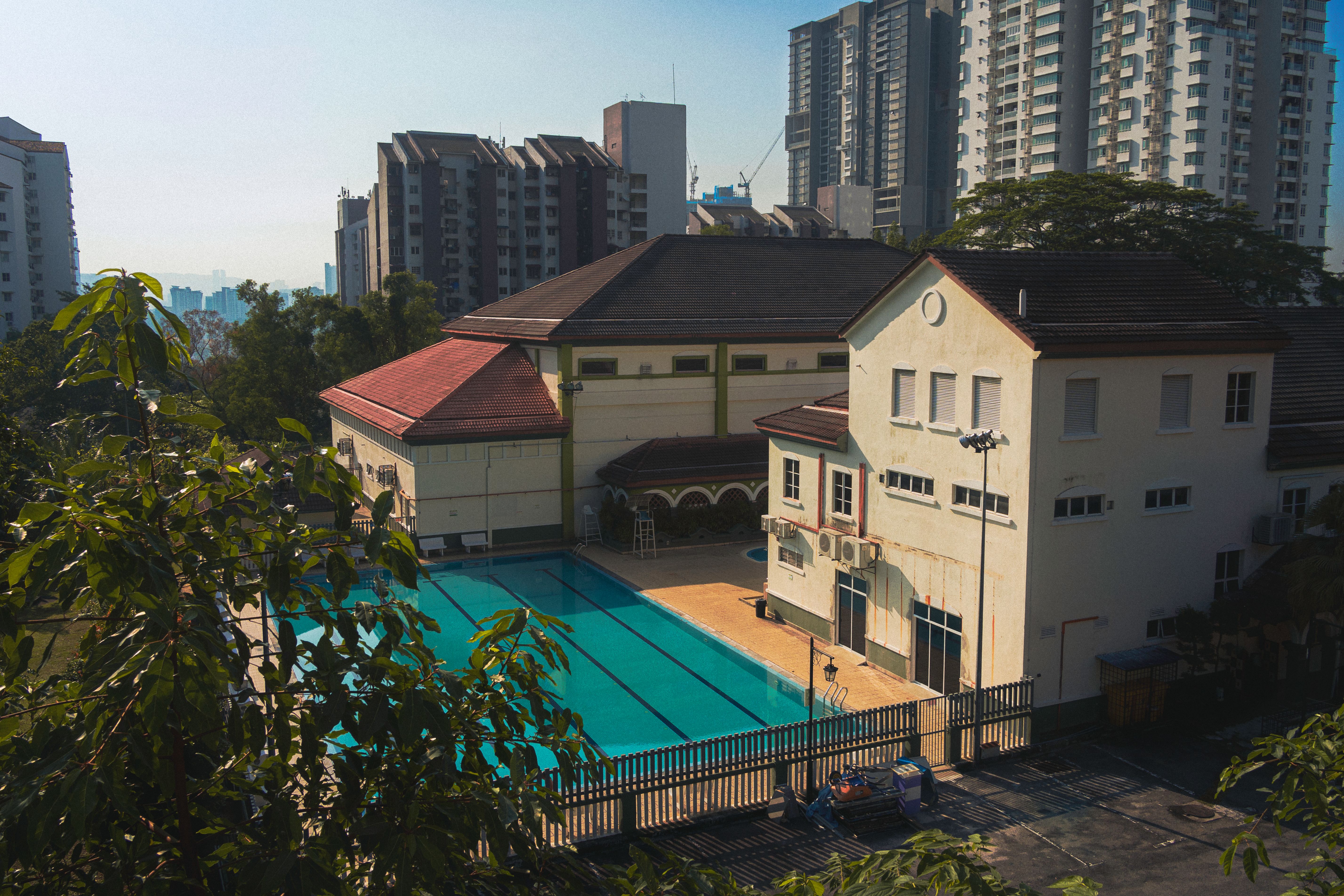 Photo inspiration: Urban Poolside Oasis In Kuala Lumpur Photo Inspiration