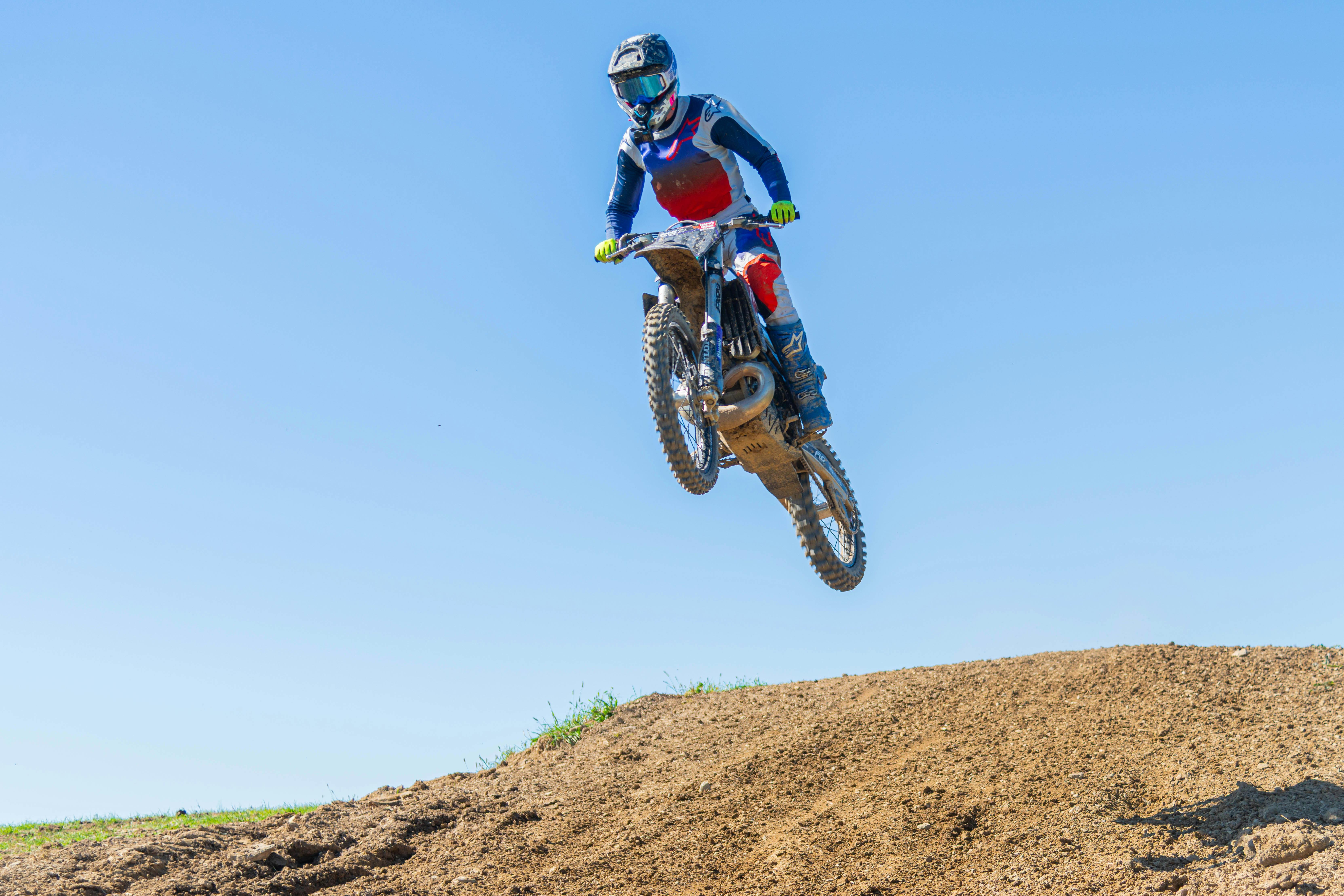 好的，请提供需要我修改的句子