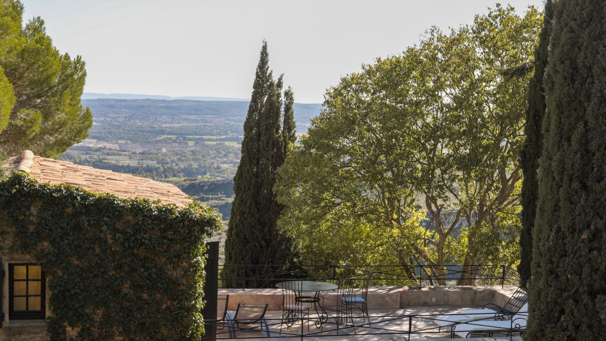 Aménager une terrasse provençale pas cher - illustration