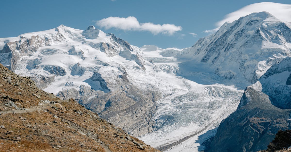 韓國瑜國慶談隱形堰塞湖 民進黨批政治攻擊貽笑國際