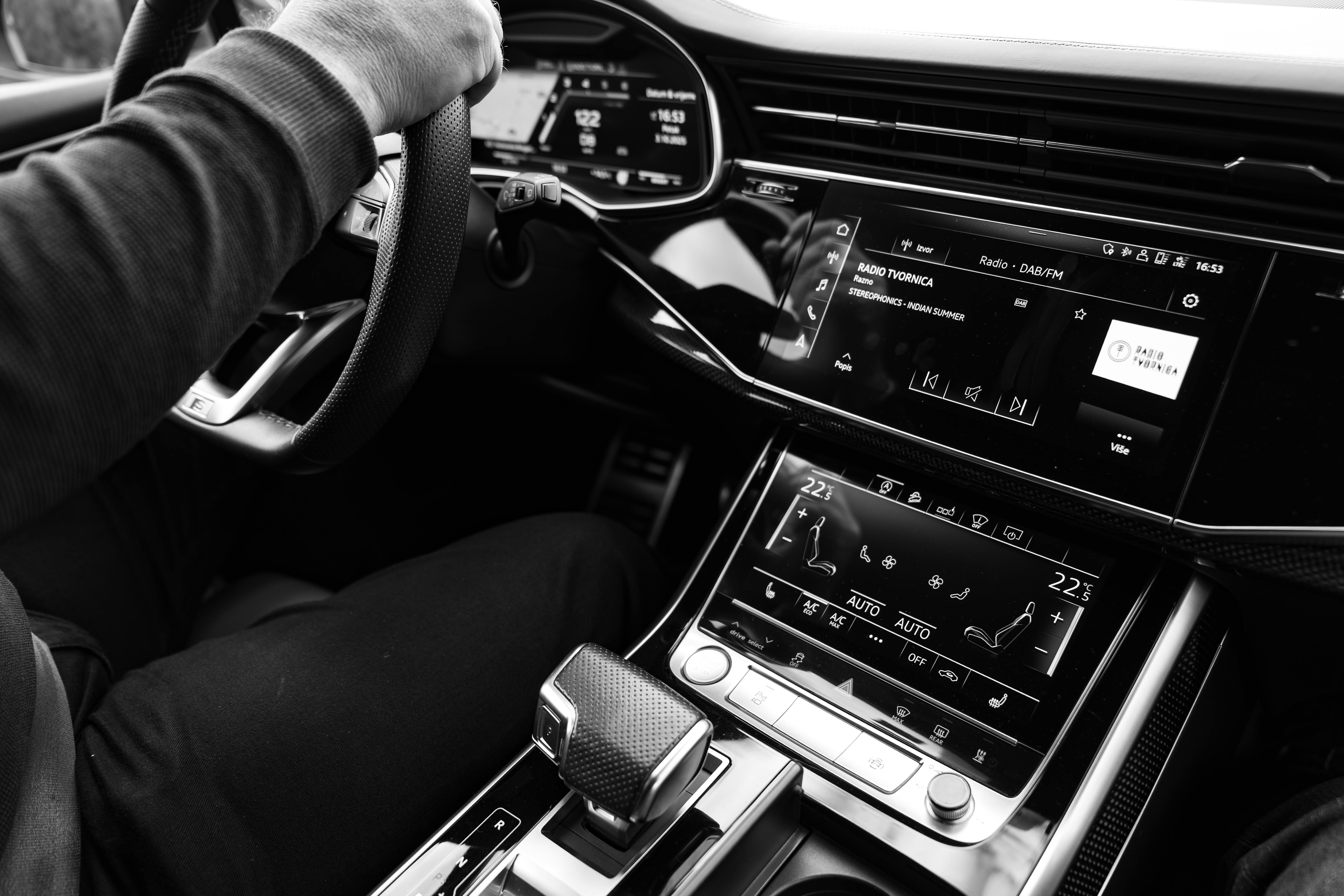 2025台灣創新技術博覽會 「AI科技瀑布」震撼亮相