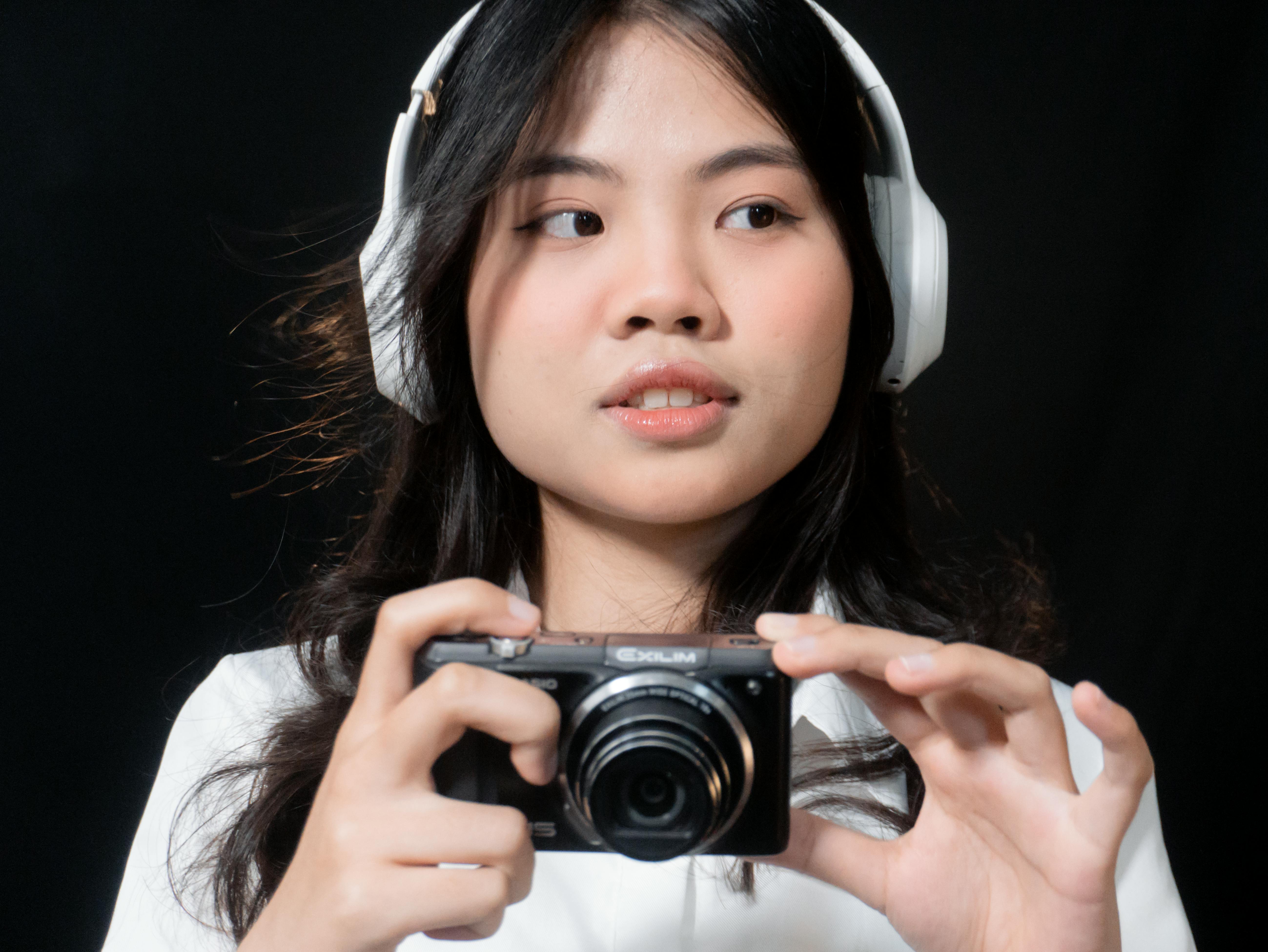 前記者揭聯合報與王鴻薇聯手追殺黃國昌，批無政治道德