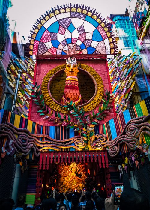 Free Vibrant Durga Puja pandal showcasing artistic craftsmanship in Kolkata, India. Stock Photo