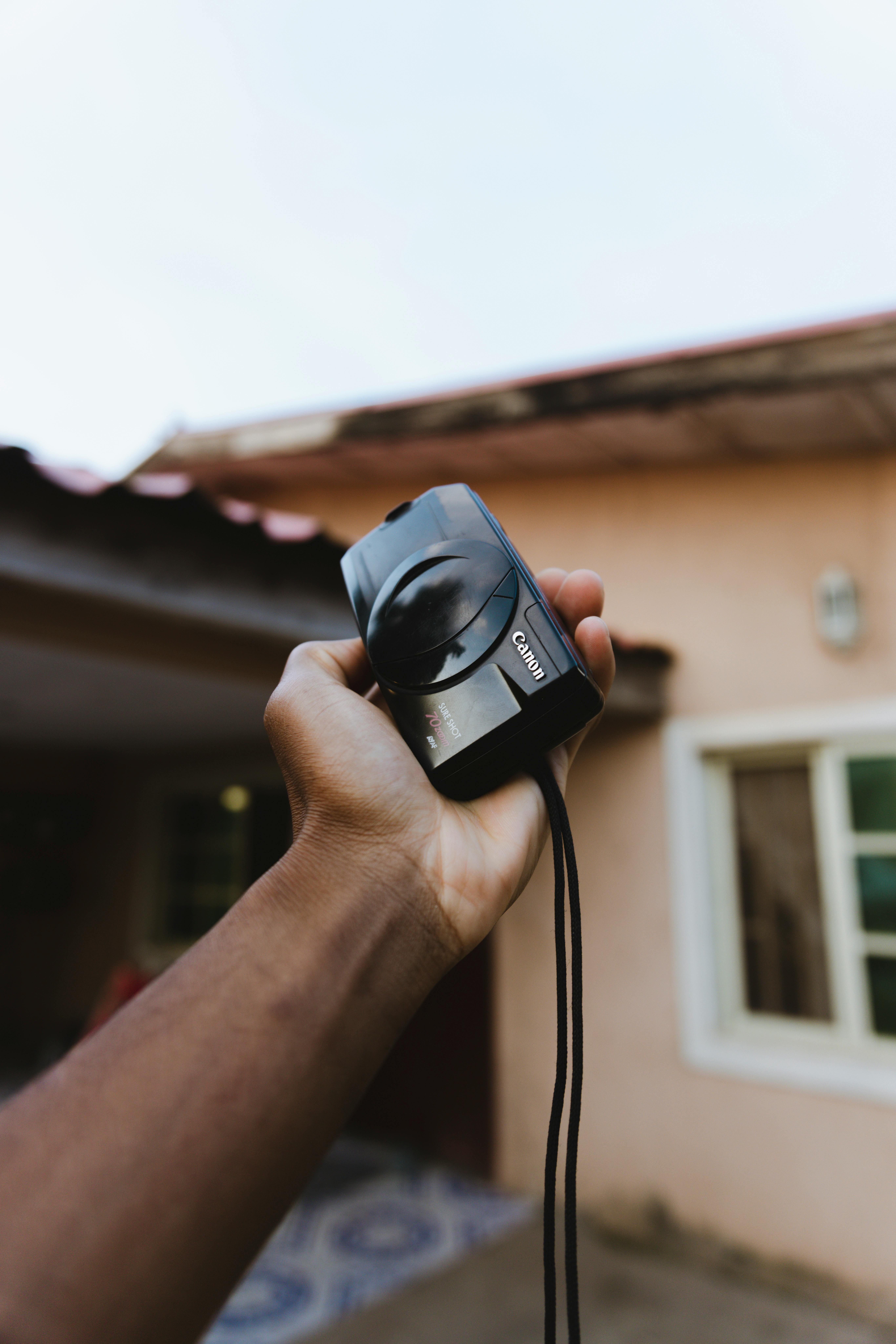 您提供的内容是空的，无法进行优化