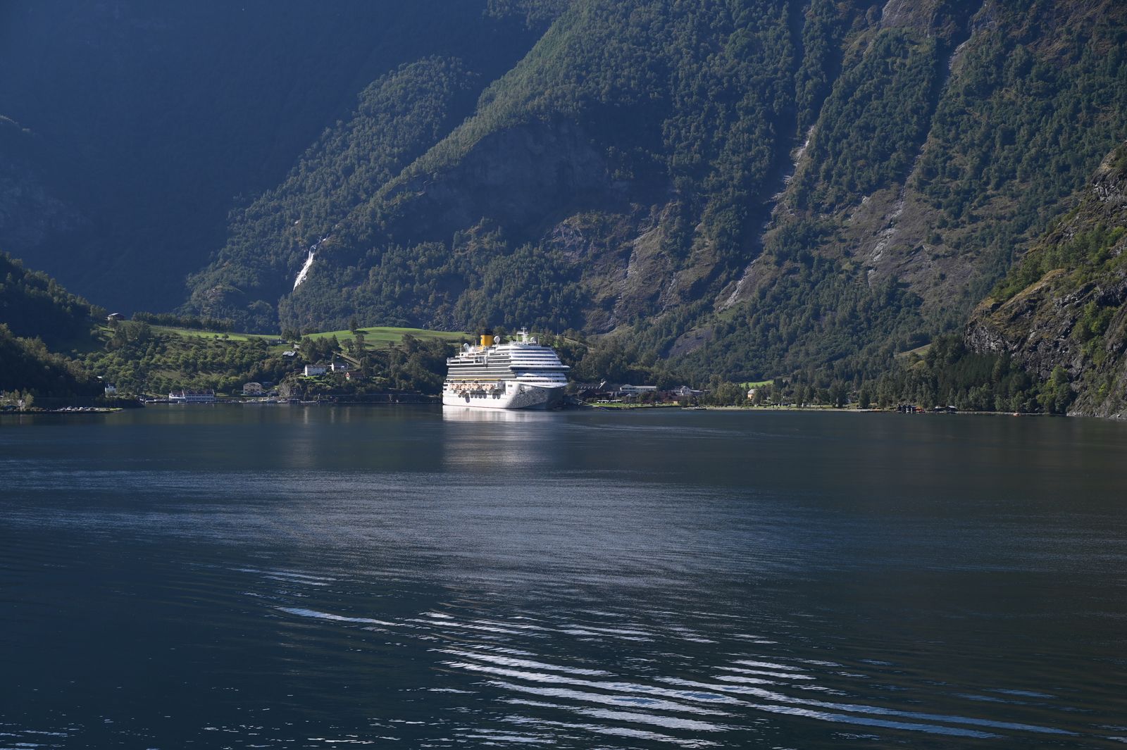 Croisière sur les eaux bleues