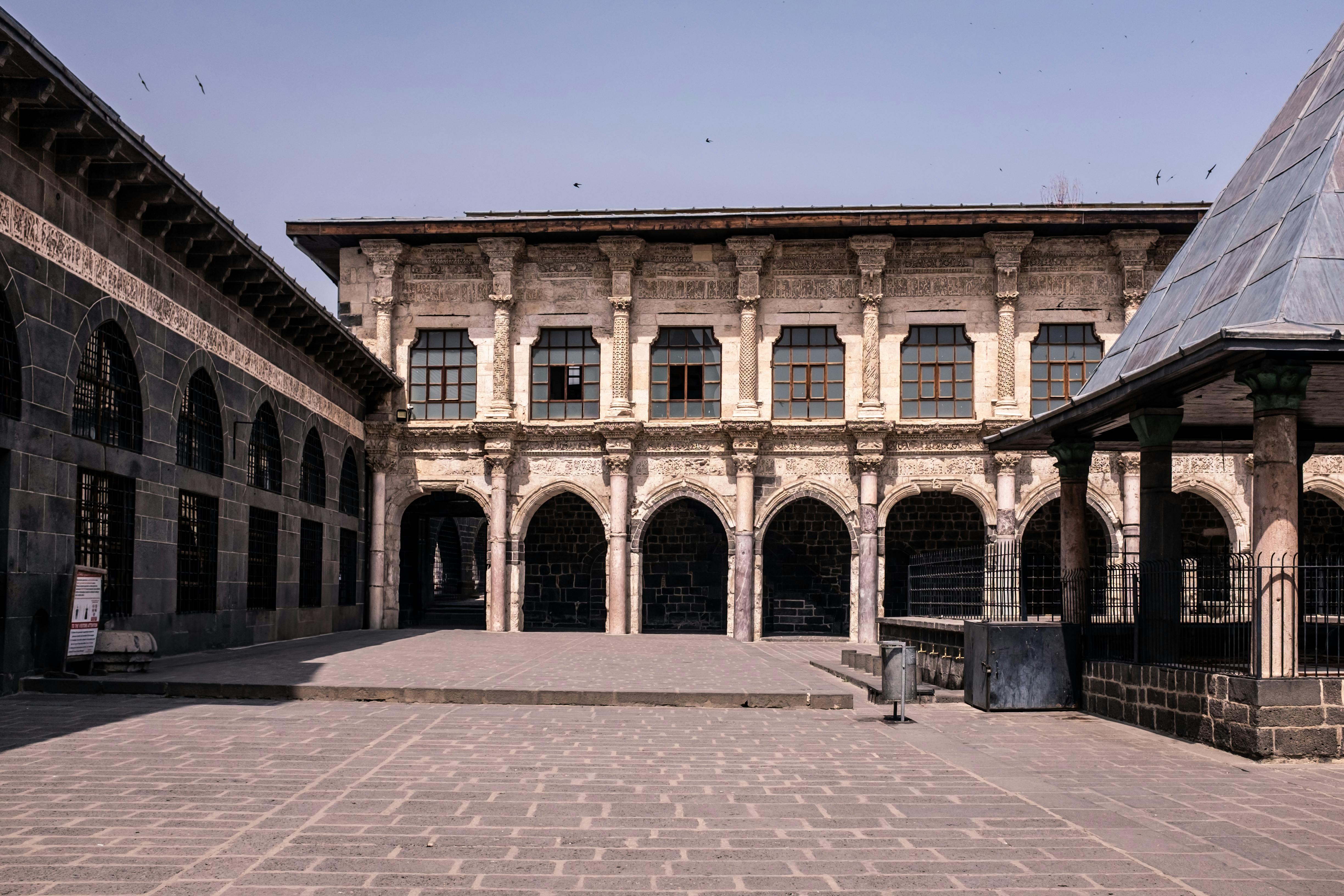 好的，我会按照您的要求进行句子的优化