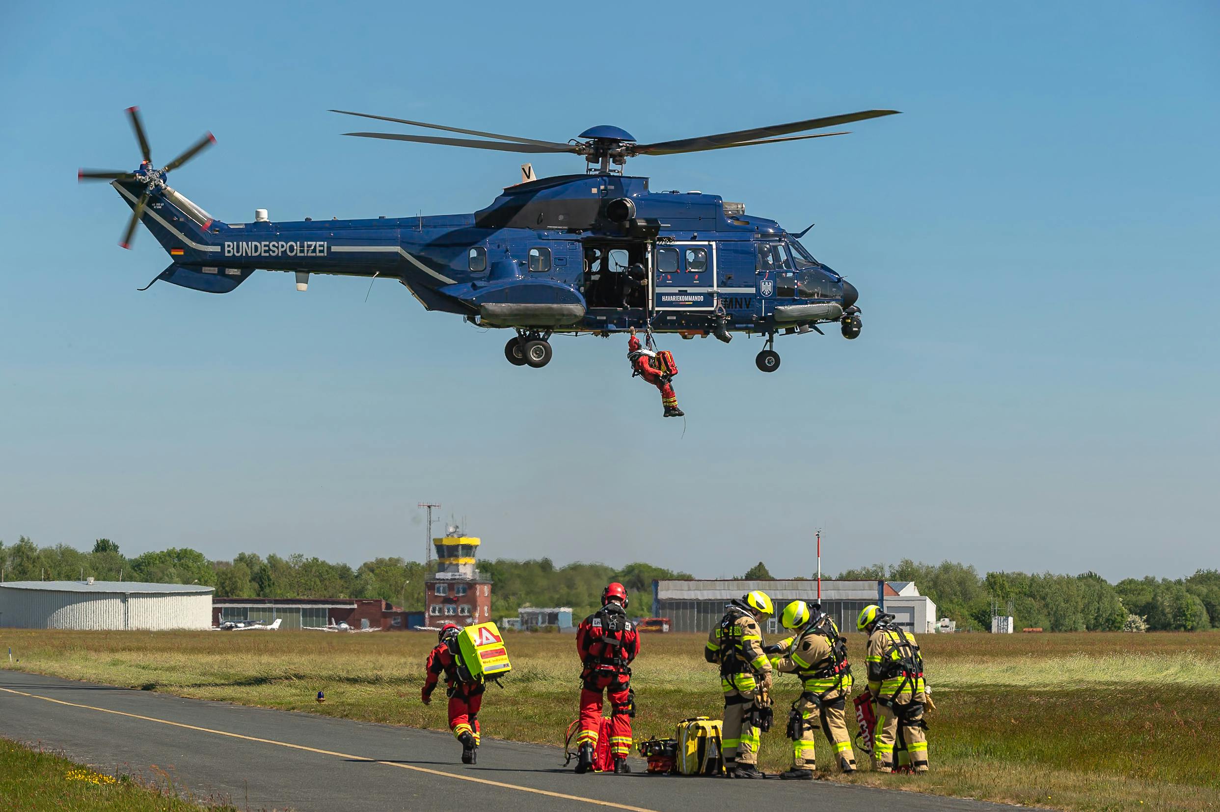 司法部長邦迪直播演說 強調嚴打政治暴力維護法治