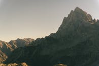 美丽的景色，冒险，背包客的免费股票照片

在一次旅行中，我们遇到了美丽的景色，这让我们感到兴奋和激动