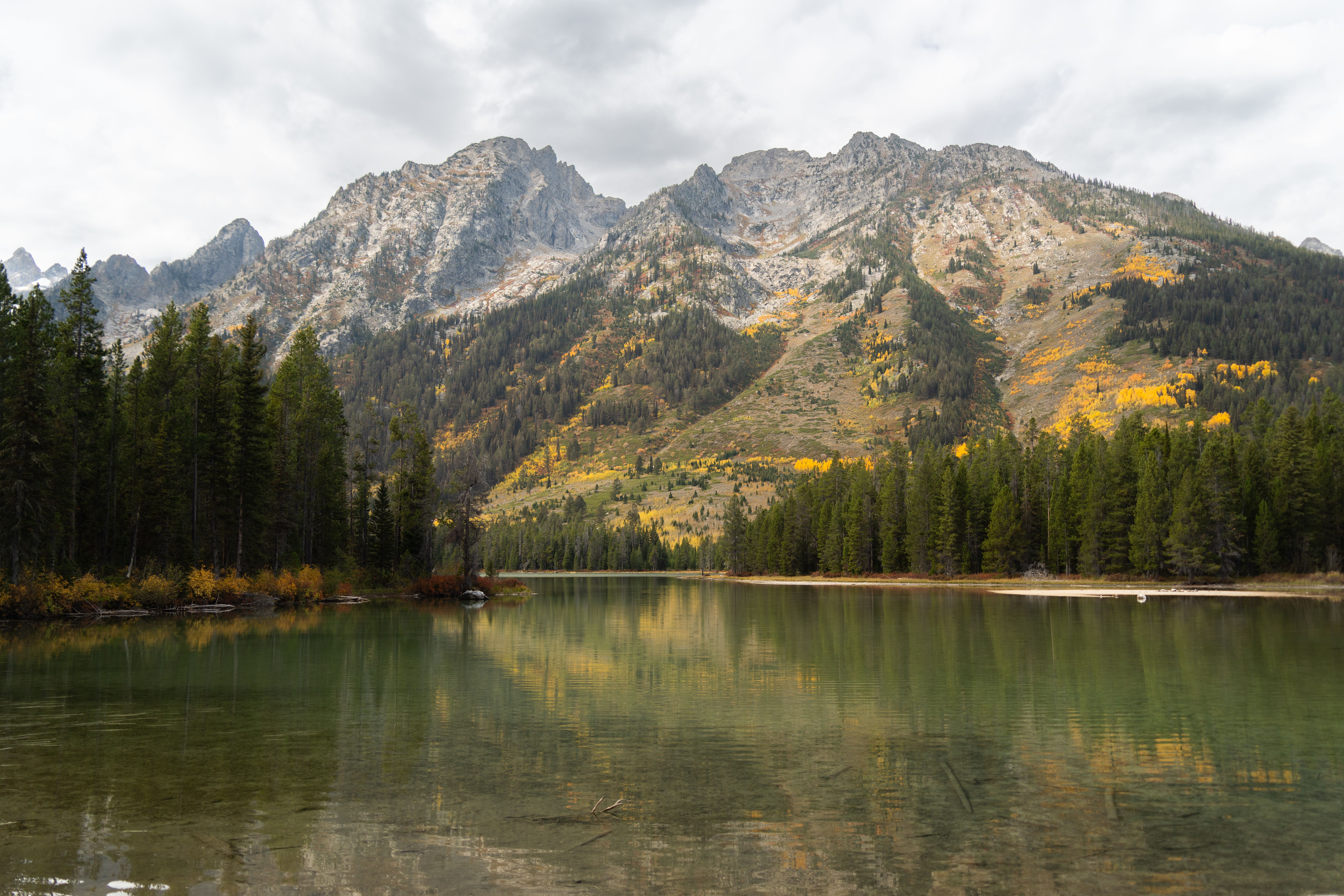Wyoming tightens wastewater rules after Meta datacenter contractor flushed contaminated water — Photo by Alex Moliski on Pexe