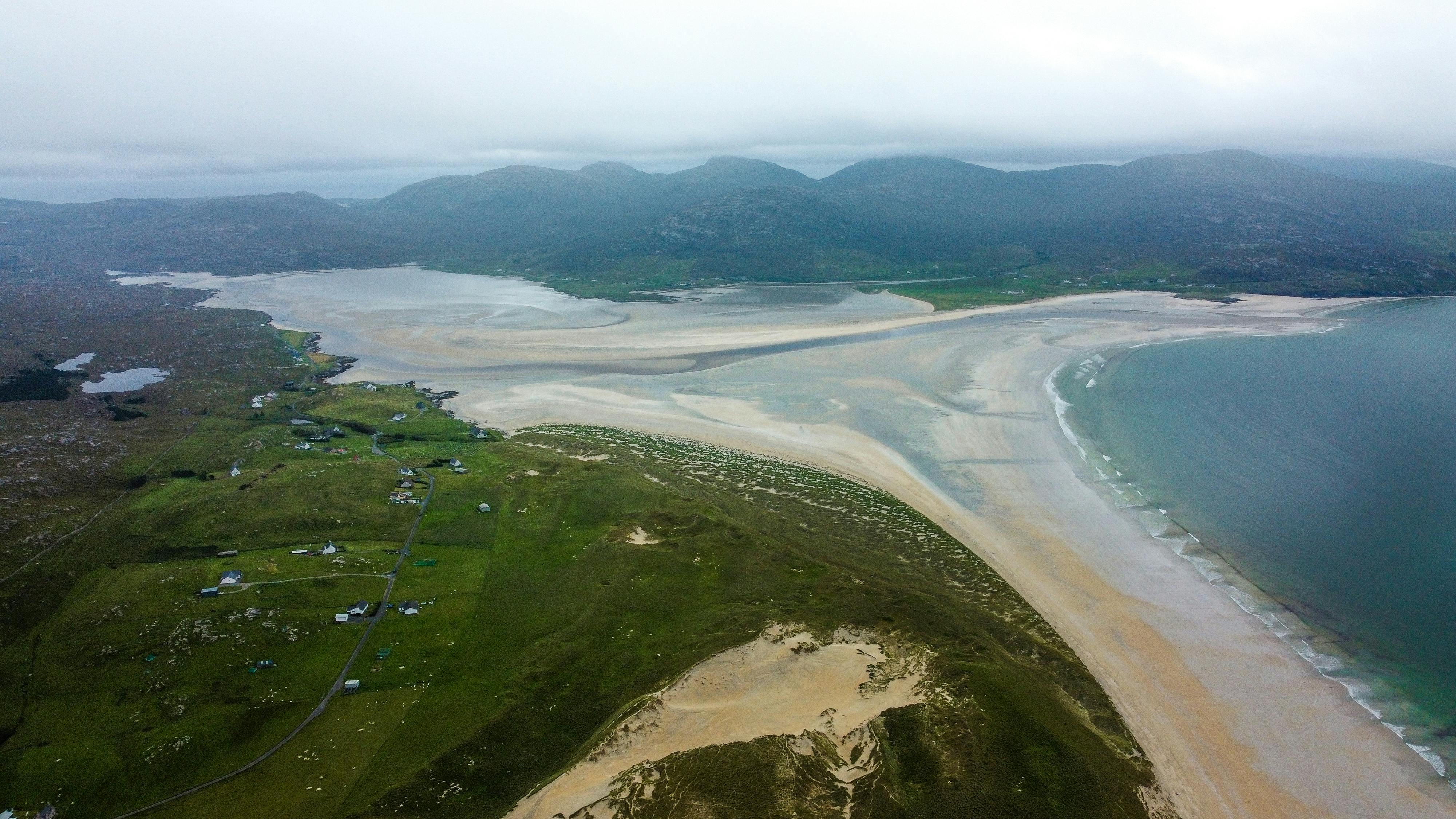 勒斯肯泰尔海滩是一处美丽的海滩，位于某个地方