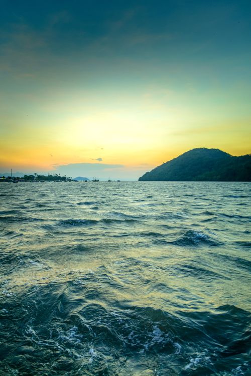 Free Nascer do sol em Bertioga Stock Photo